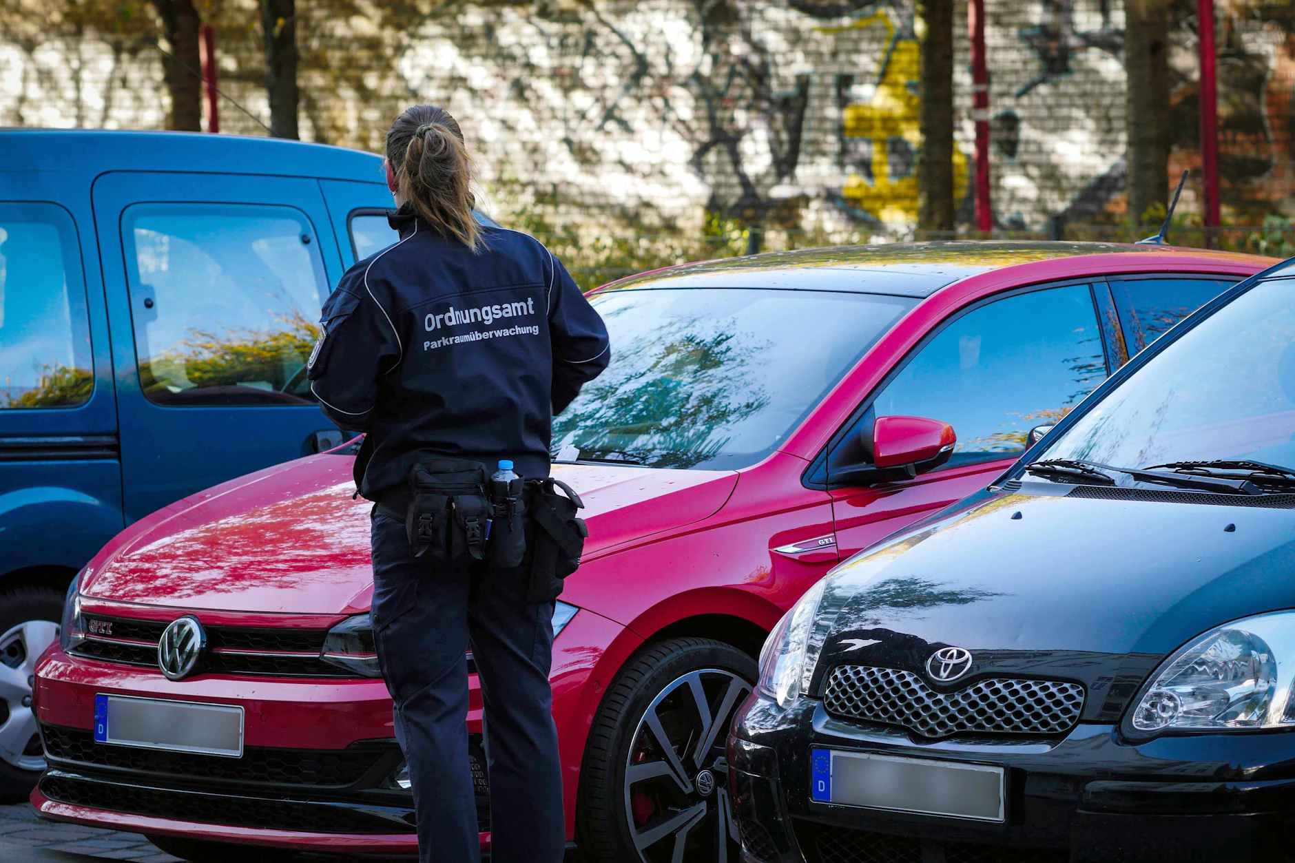 Ein Mitarbeiter des Ordnungsamts wurde in Mitte attackiert.