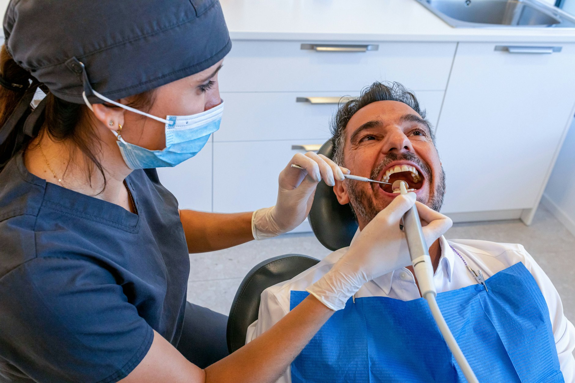 Am Wochenende hilft der zahnmedizinische Notdienst.