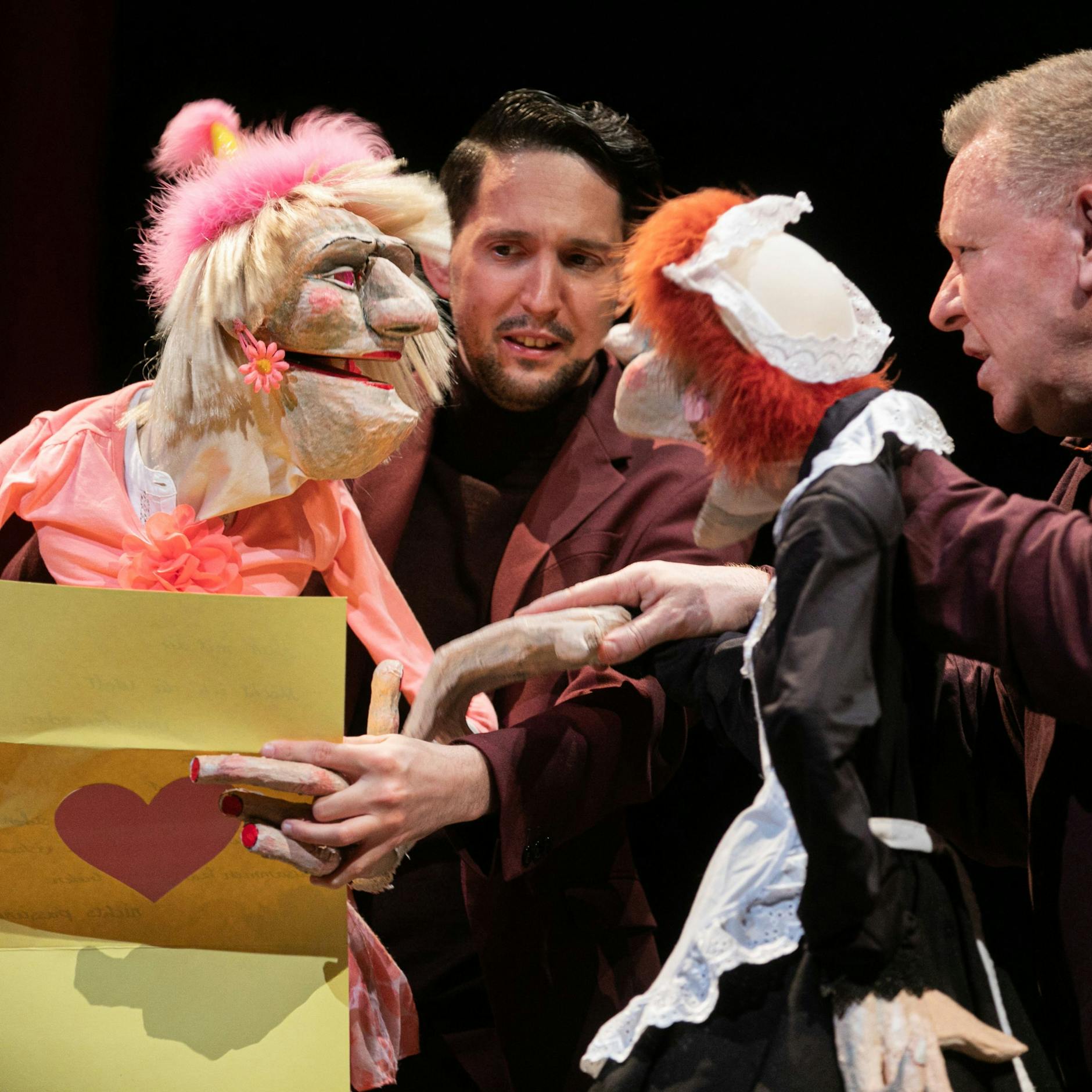 Image - „The Hills Are Alive“: Klappmaulpuppen und vergreiste Musicalstars erobern das Deutsche Theater – Kritik
