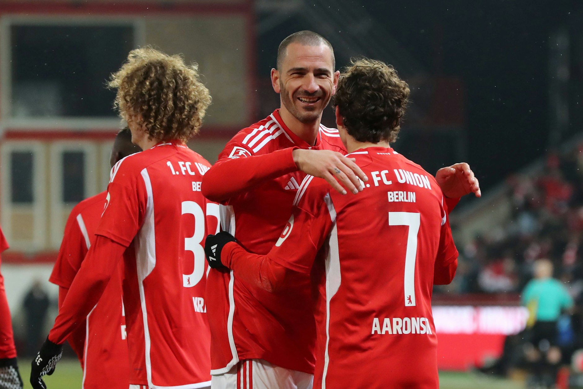 Leonardo Bonucci bereitete den Treffer von Brenden Aaronson im Testspiel gegen Arminia Bielefeld traumhaft vor.