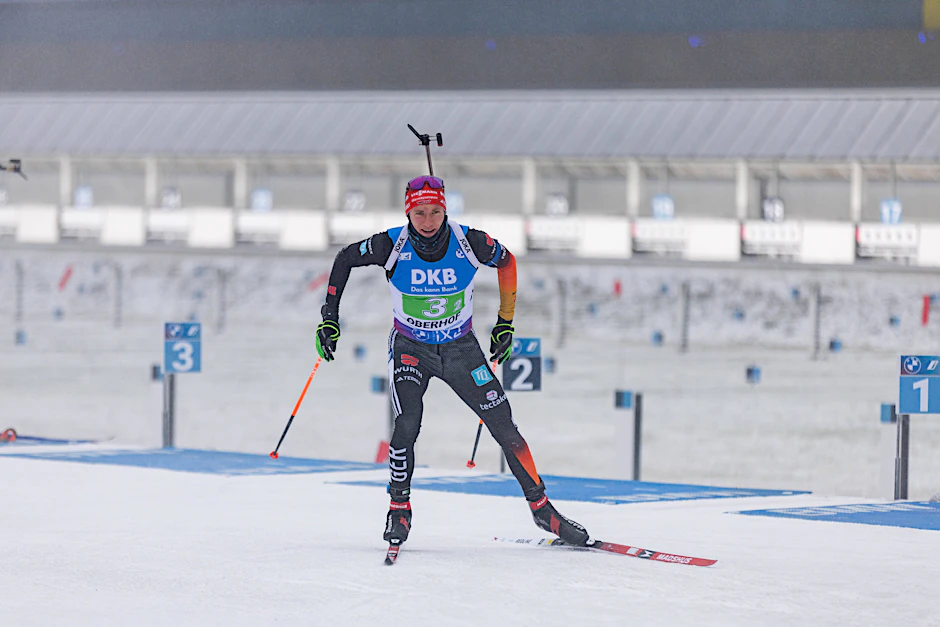 Nach dem Sprint-Sieg am Freitag war Benedikt Doll am Sonntag Teil der deutschen Biathlon-Staffel, die beim Weltcup in Oberhof Rang zwei belegte.&nbsp;&nbsp;