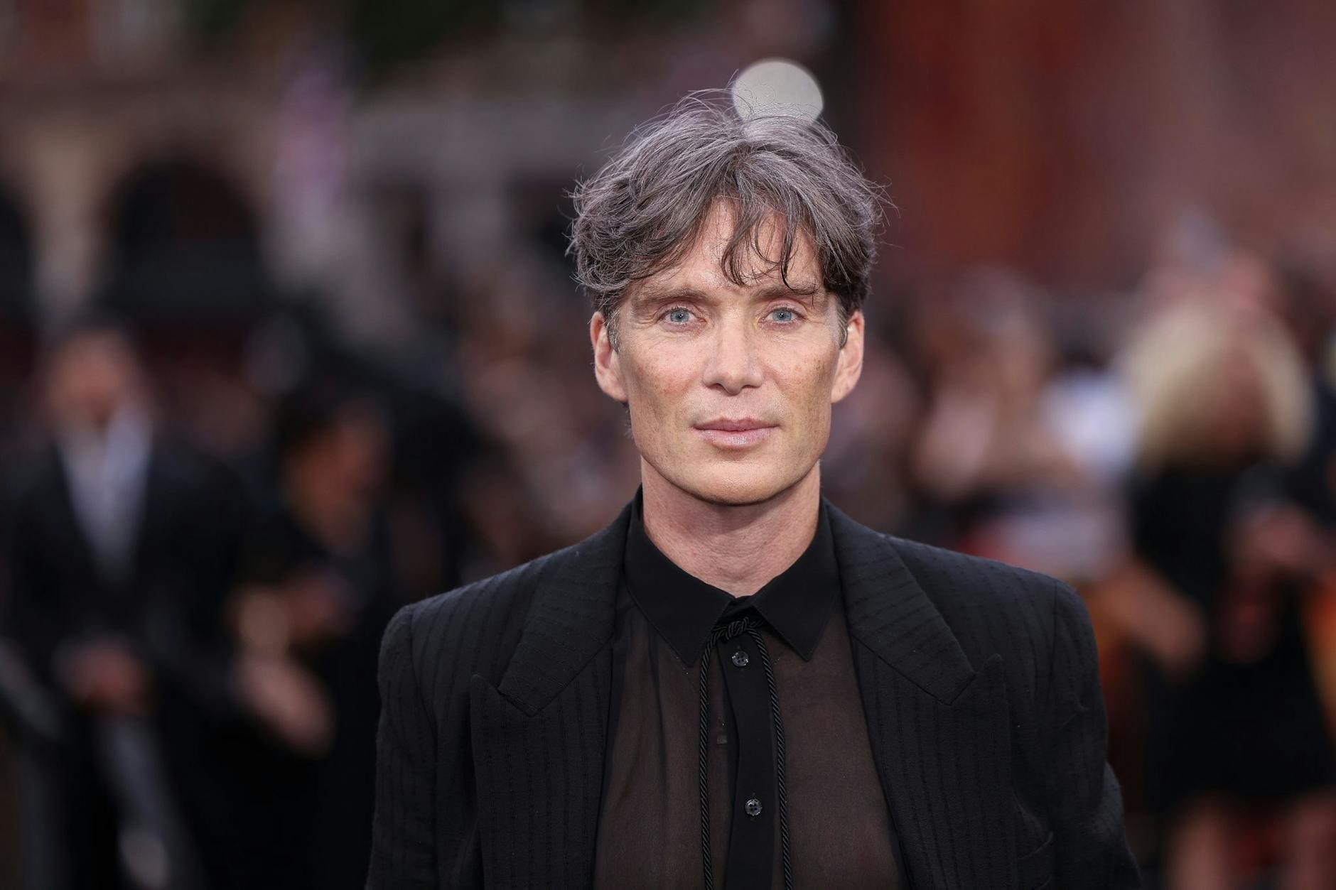 ARCHIV - Schauspieler Cillian Murphy bei der «Oppenheimer»-Premiere in London.