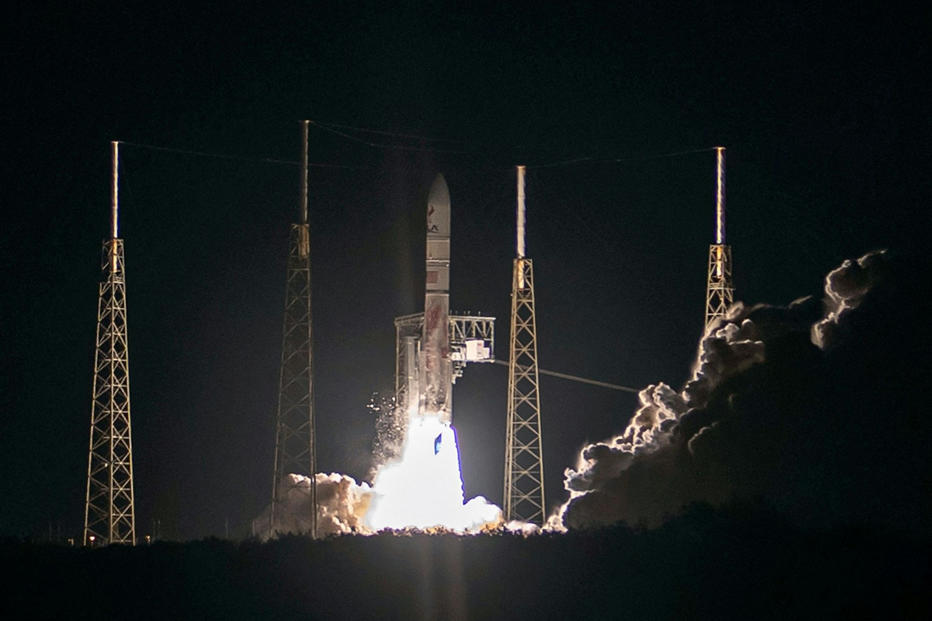 Die brandneue Rakete „Vulcan Centaur“ hebt am 8. Januar 2024 vom Space Launch Complex 41d auf dem Weltraumbahnhof Cape Canaveral ab.&nbsp;