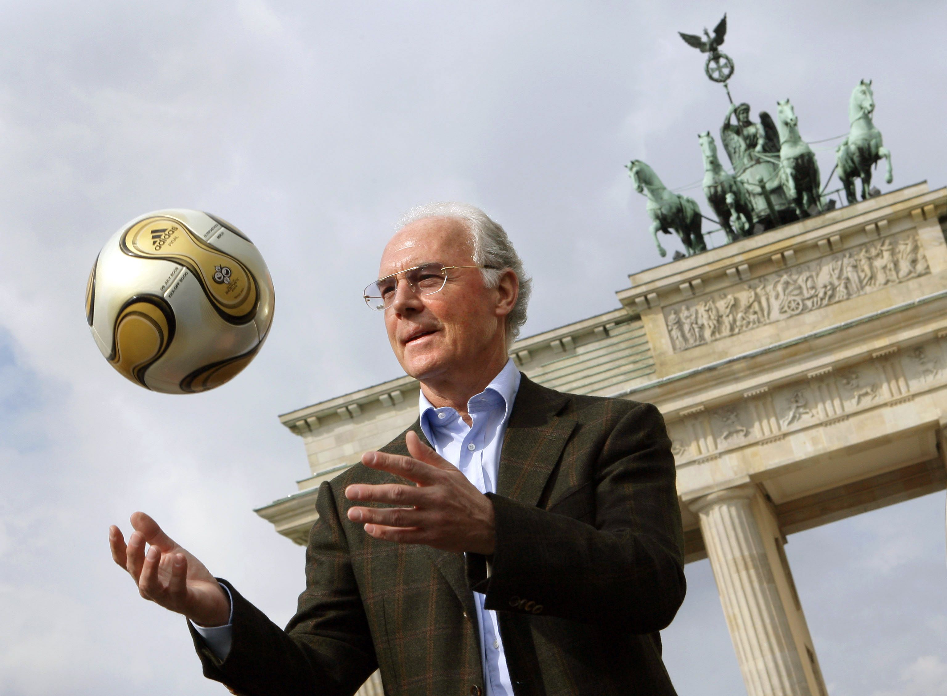 So nimmt die Fußball-Welt Abschied von Franz Beckenbauer
