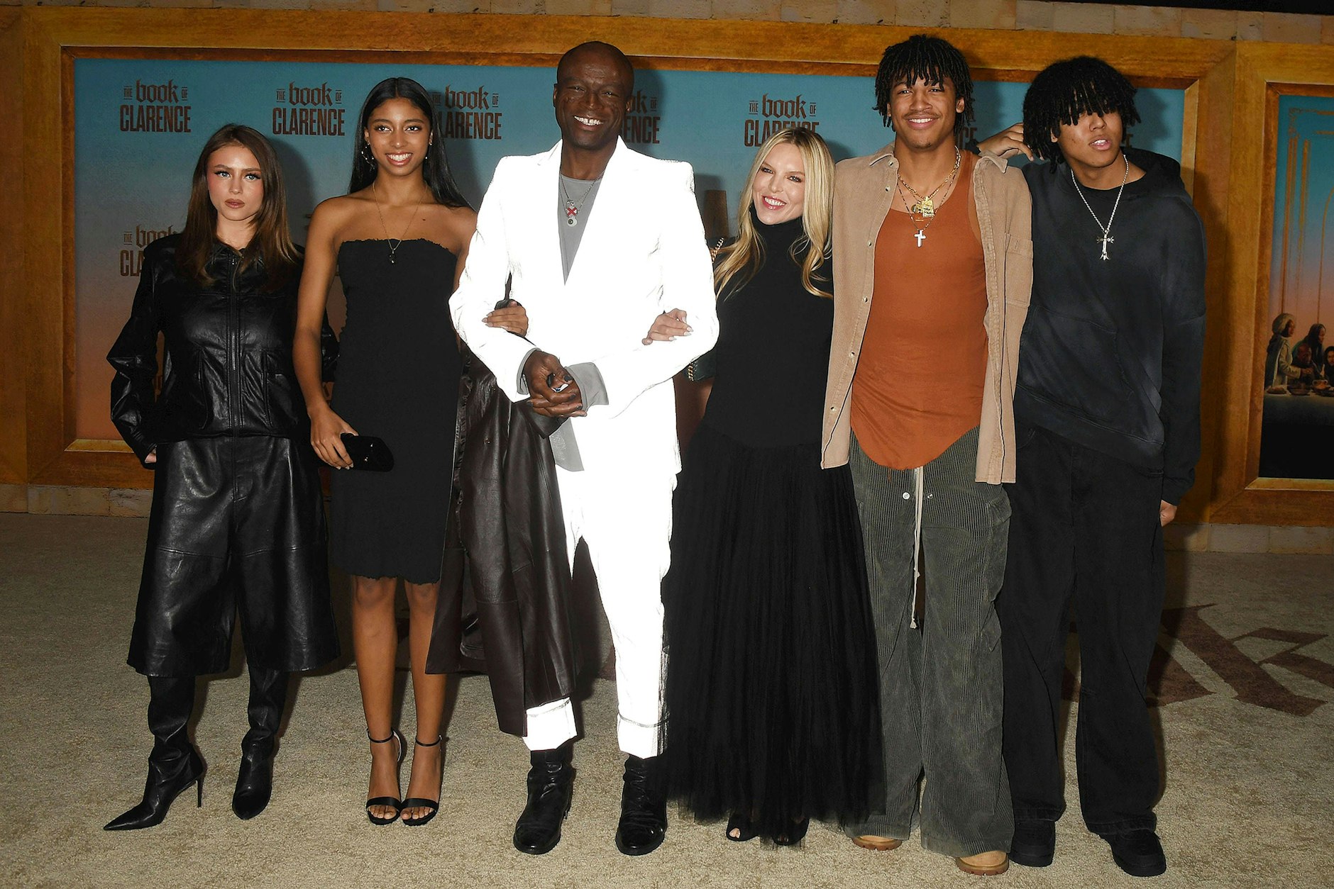 Leni, Lou, Seal, Laura Strayer, Henry und Johan (v.l.n.r.)