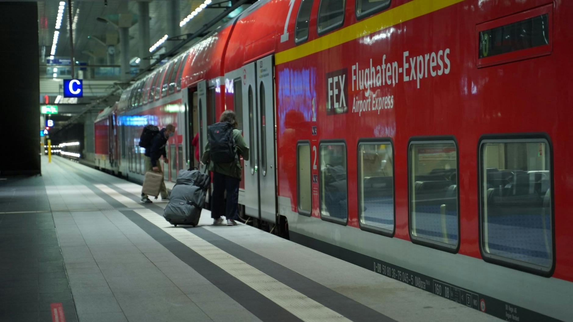 Gute und flotte Alternative zur S-Bahn: der Flughafen-Express.