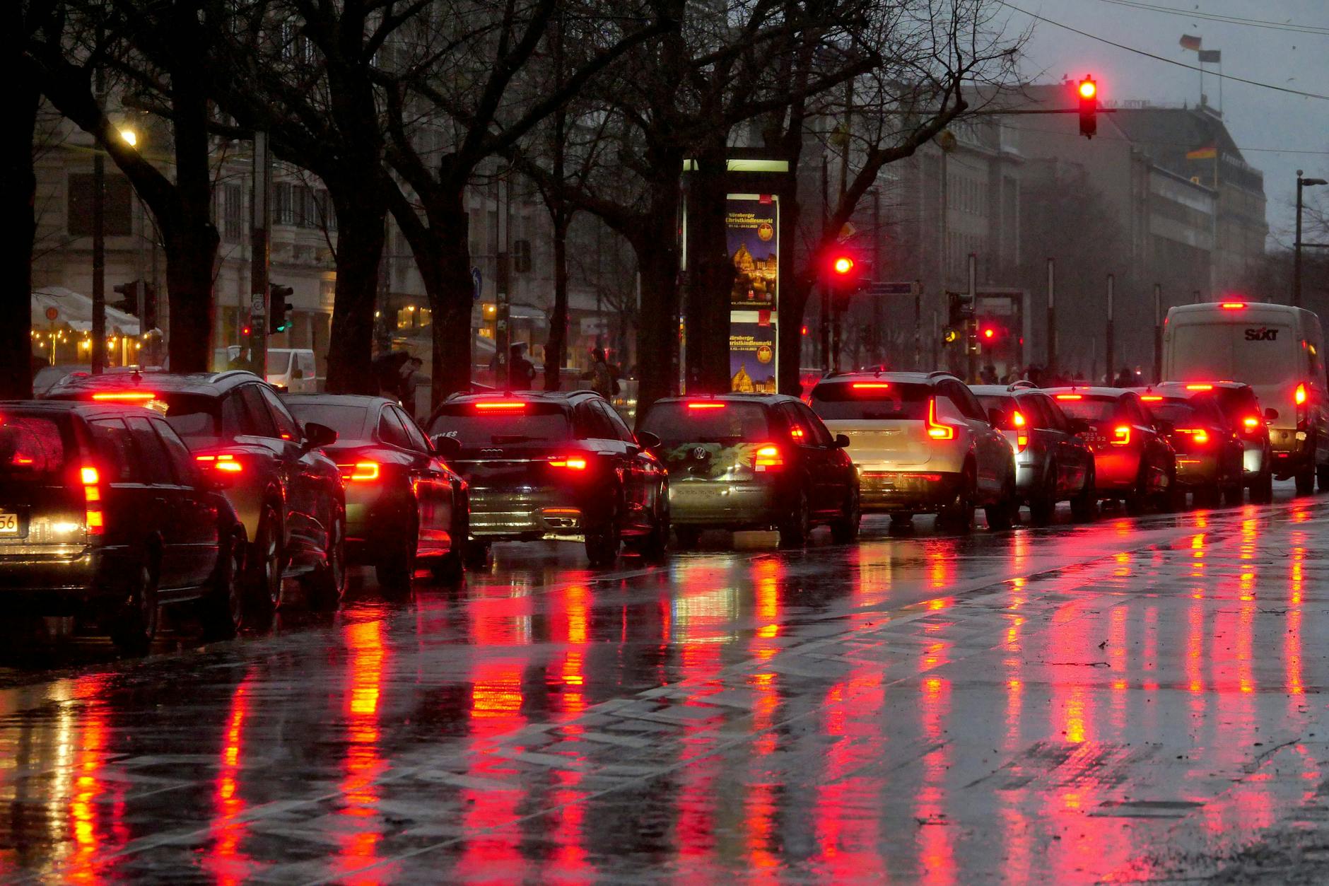 Der Verkehr in der Hauptstadt ist so schlimm, dass regelmäßige Autofahrer im Jahr 2023 insgesamt mehrere Tage im Stau standen!
