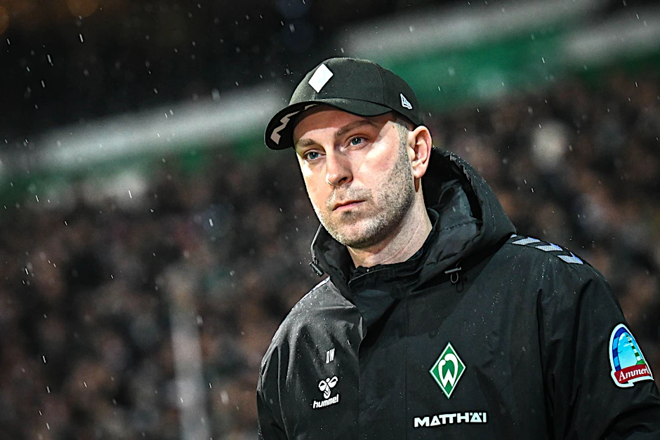 ARCHIV - Hofft noch auf Verstärkung für sein Team: Werder-Trainer Ole Werner.  