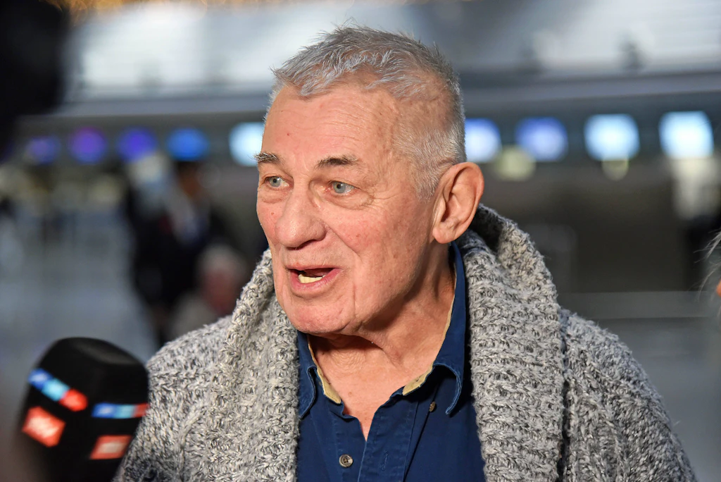 Heinz Hoenig flippt vor Flug aus: „Kannst du dich jetzt mal verpissen?“