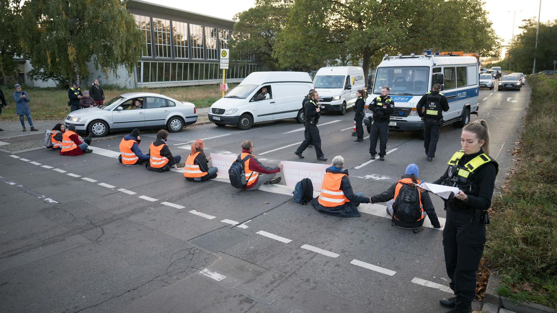 Die Klimaschutzgruppe Letzte Generation sorgte 2023 beinahe täglich für Straßenblockaden.