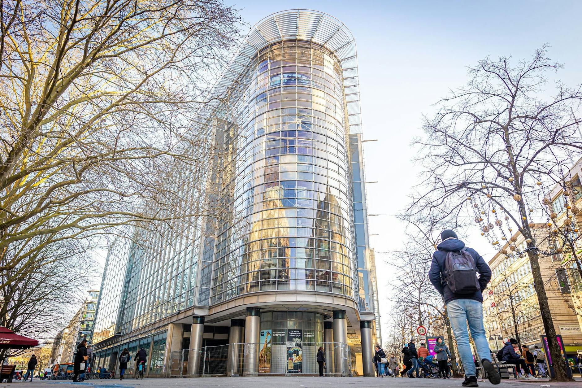 Eine geschlossene Filiale der Warenhauskette Galeria Karstadt Kaufhof in Hannover.