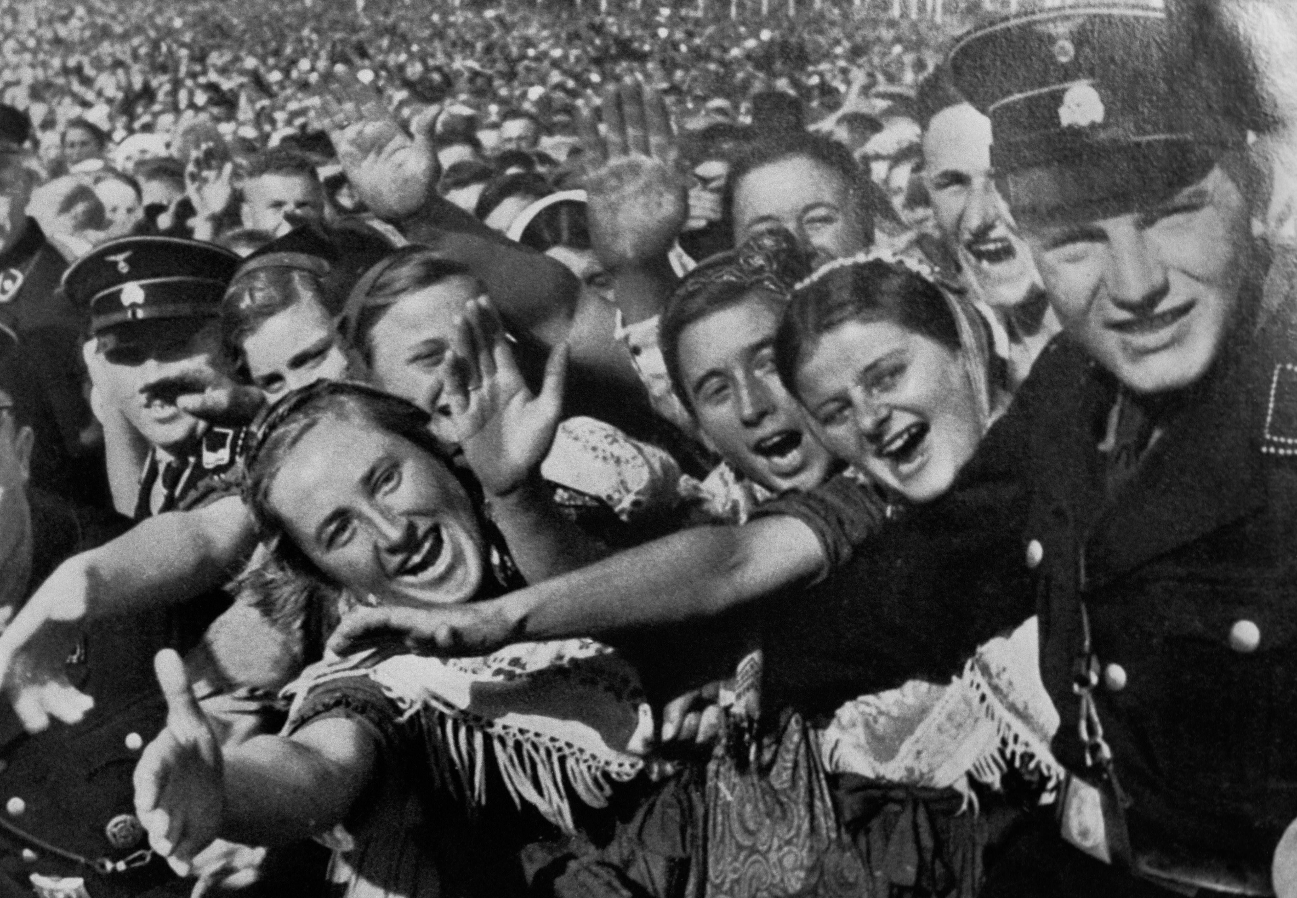 Sprachverwirrung: Frauschaft, Frauenschaft, Frauchenschaft? Noch ein Genderauswuchs