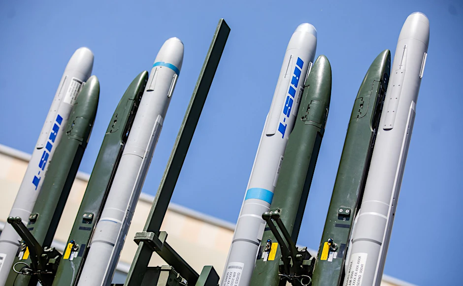 ARCHIV - Ein Raketenabwehrsystem vom Typ Iris-T (Archivbild).  
