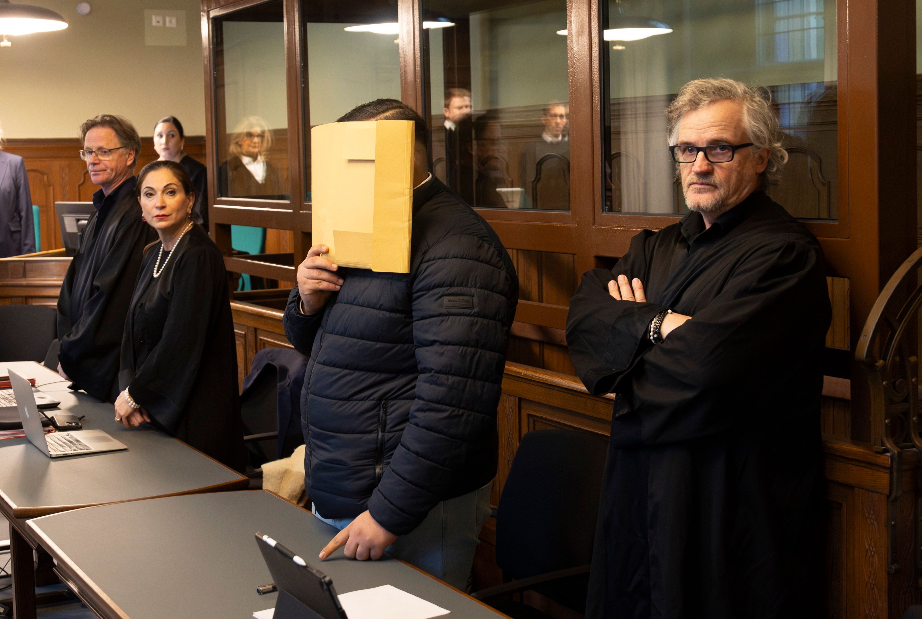 14-Jährige am Berliner Schlachtensee vergewaltigt: Grausame Details zum Prozessauftakt