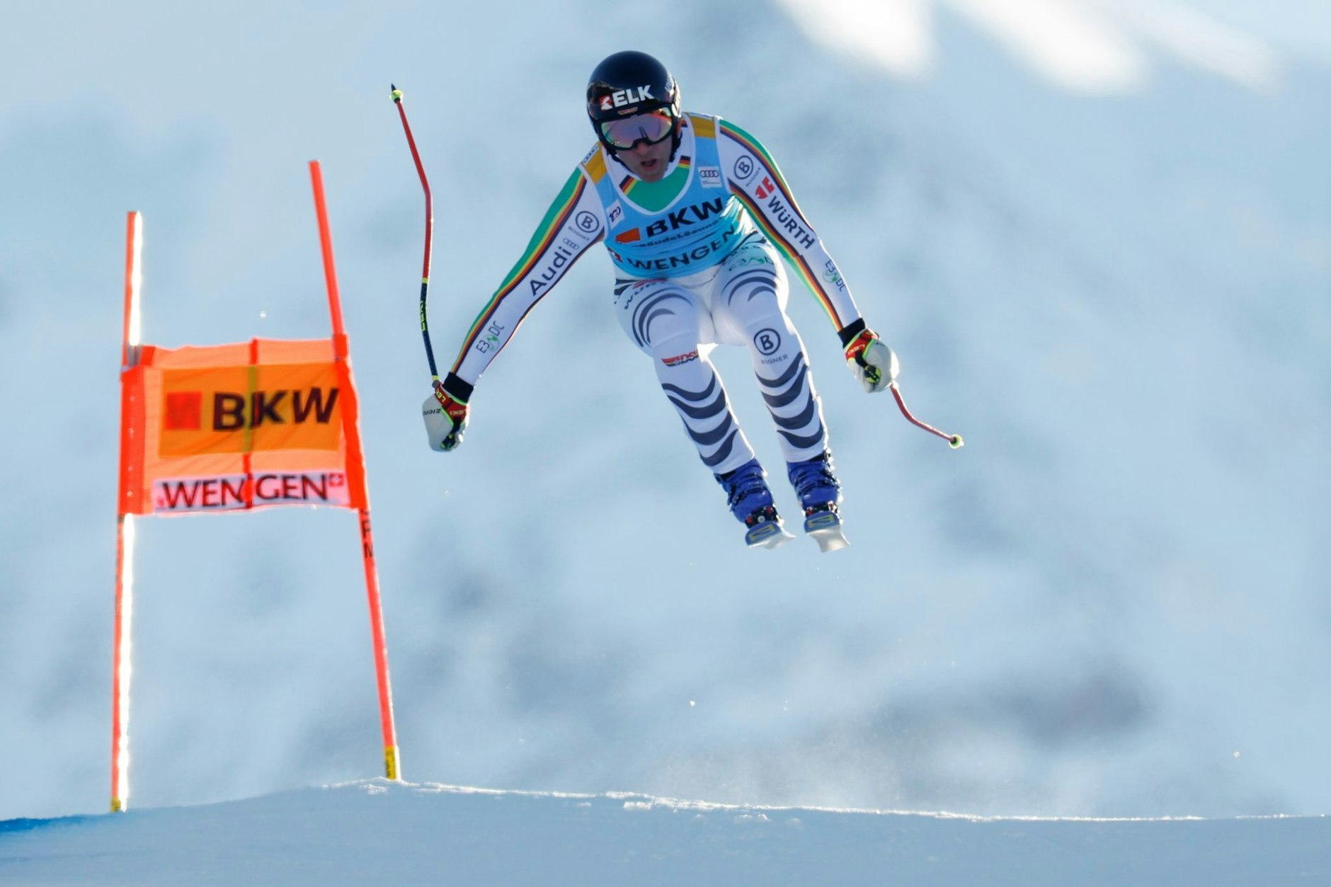 Romed Baumann in Aktion beim Weltcup in Wengen: Bei der Ski Alpin Abfahrt erreicht der deutsche Skirennläufer Platz 17.  