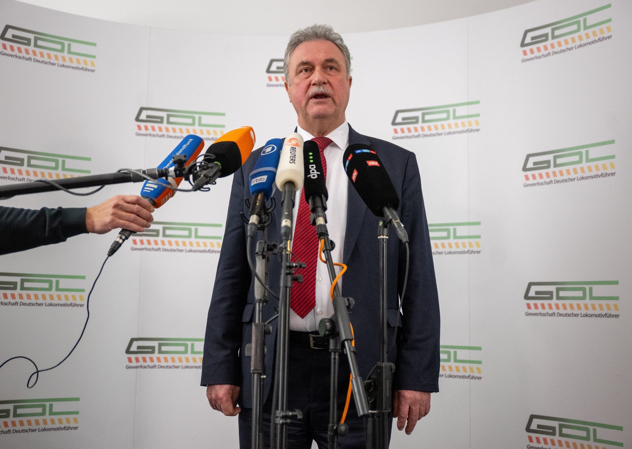 GDL-Chef Weselsky droht mit neuen, längeren Streiks