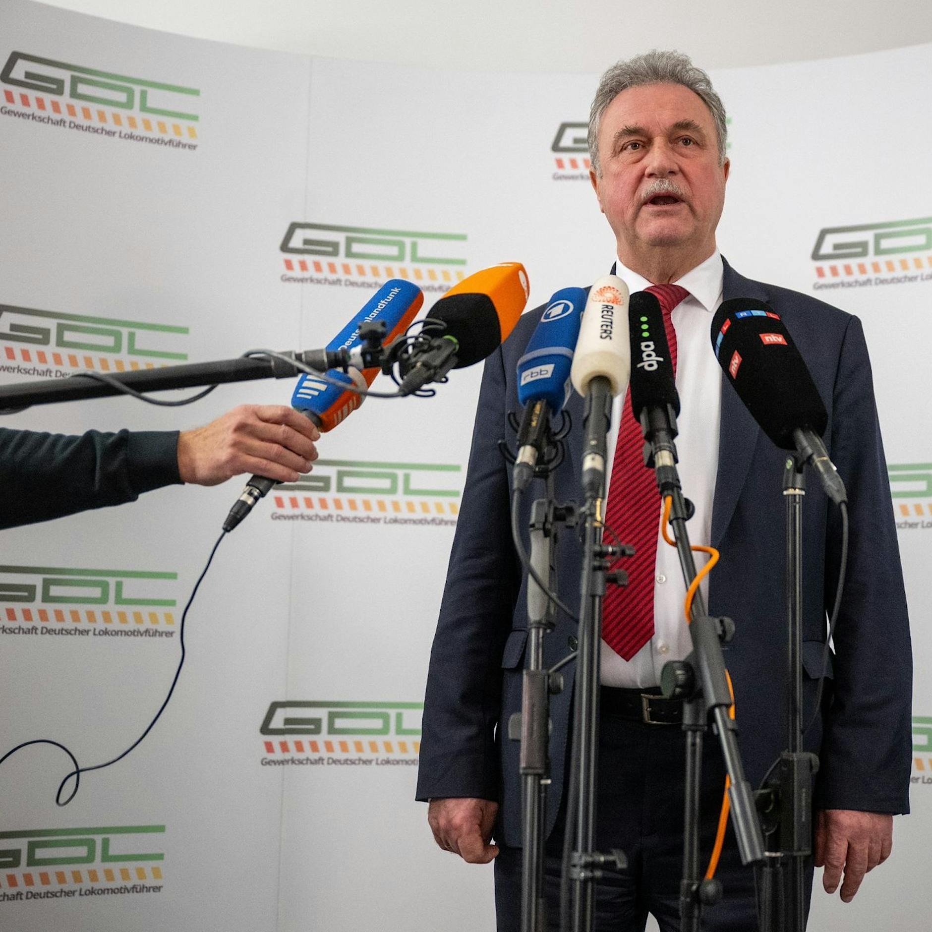 GDL-Chef Weselsky droht mit neuen, längeren Streiks