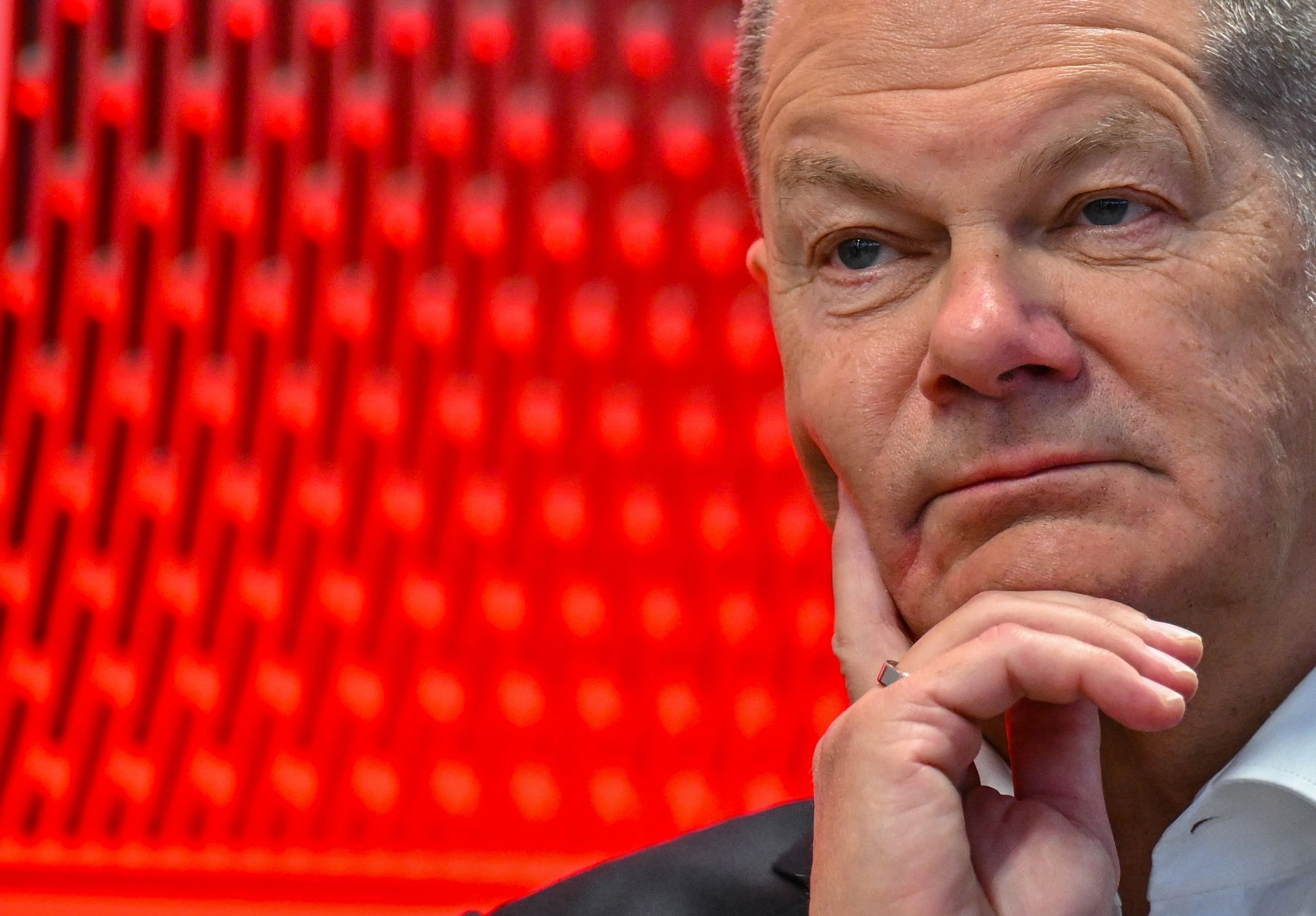 Steinmeier und Merz: Moralpredigt und Frontalangriff auf die Ampel