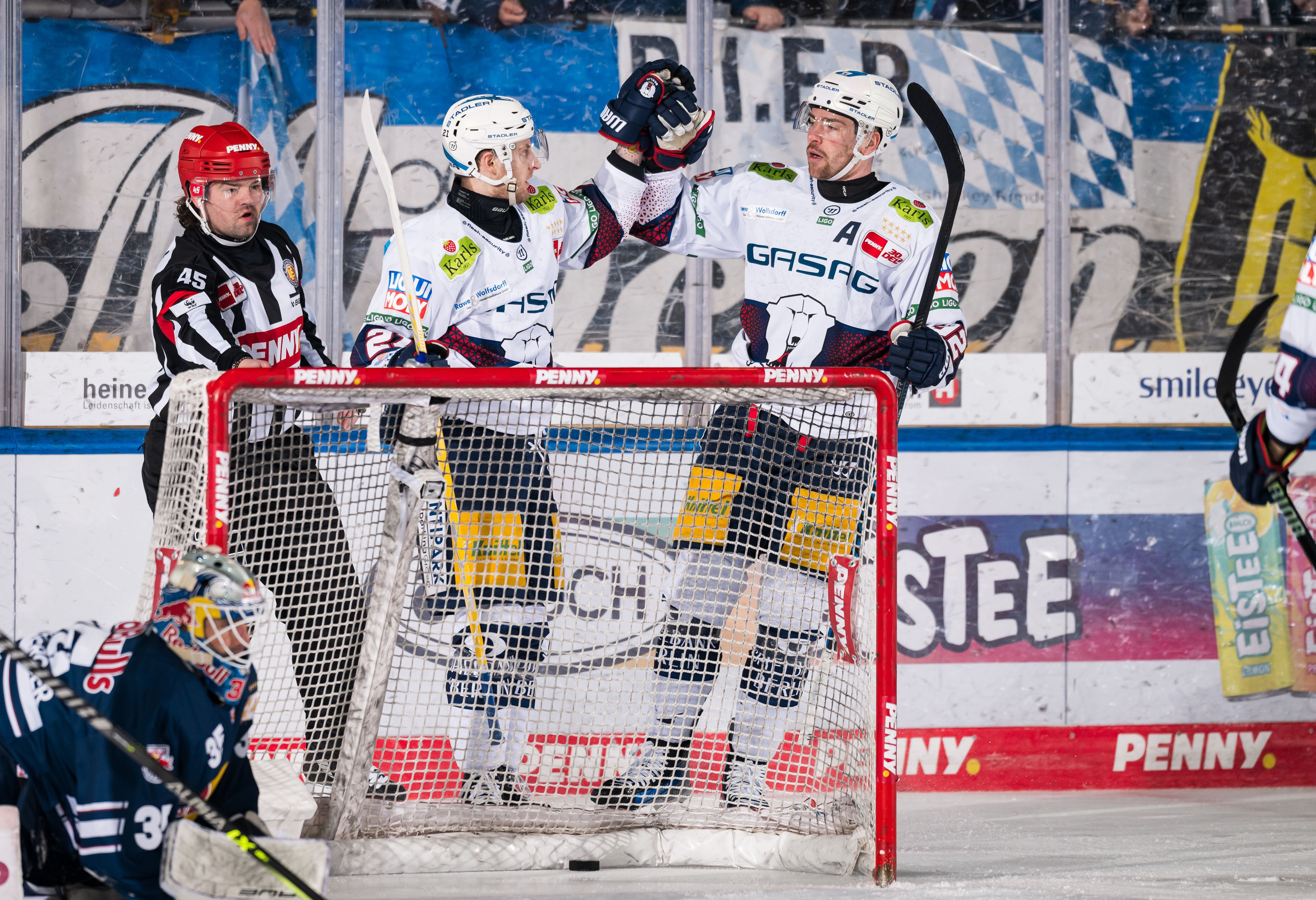 6:4 in München! Eisbären siegen dank Hattrick von Manuel Wiederer