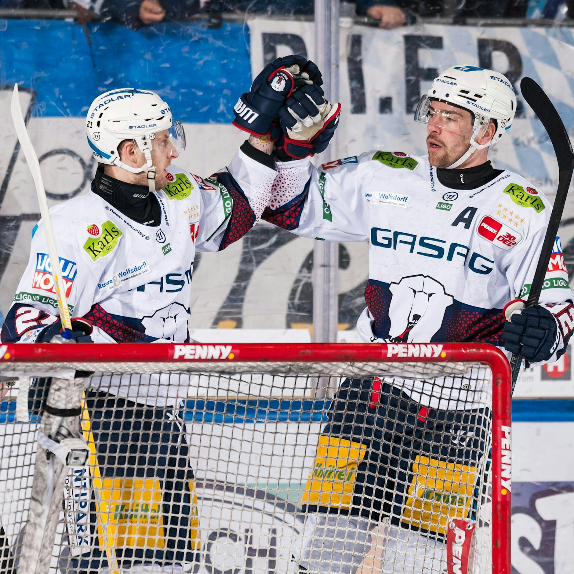 6:4 in München! Eisbären siegen dank Hattrick von Manuel Wiederer