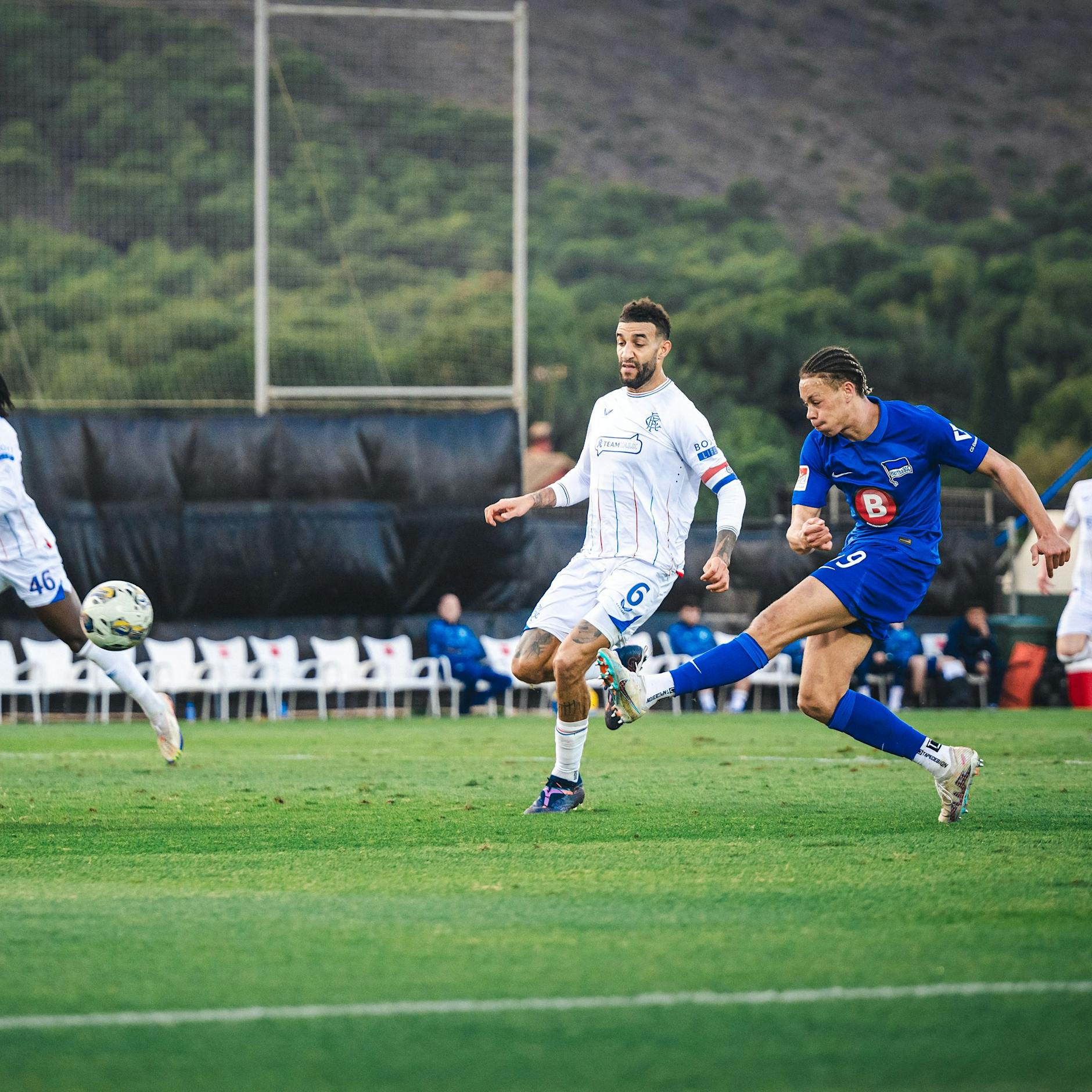 Achtung Hertha BSC! Zwei Klubs von der Insel jagen Derry Scherhant