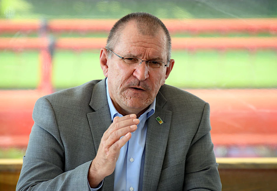 ARCHIV - Henrik Wendorff, Präsident des Landesbauernverbandes, während der Pressekonferenz zum Ernteabschluss im Land Brandenburg.  a