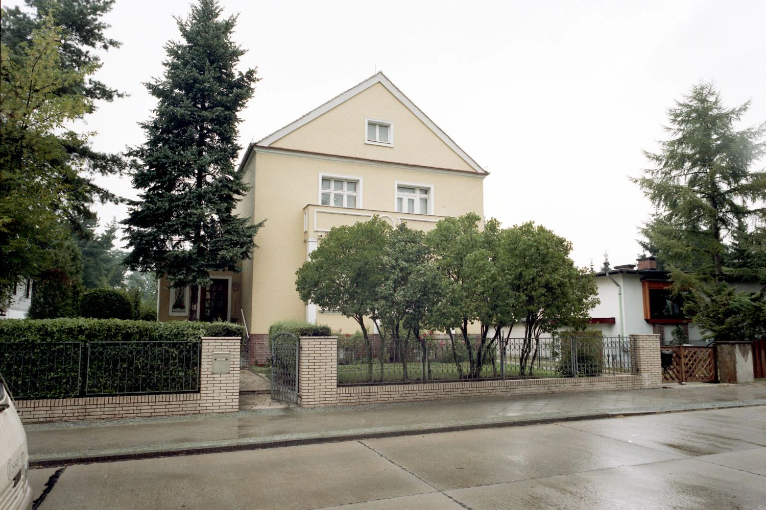 In diesem Haus in Frohnau in Berlin-Reinickendorf lebte Ella Dörrier seit 1973 mit ihrem Mann Walter Dörrier.