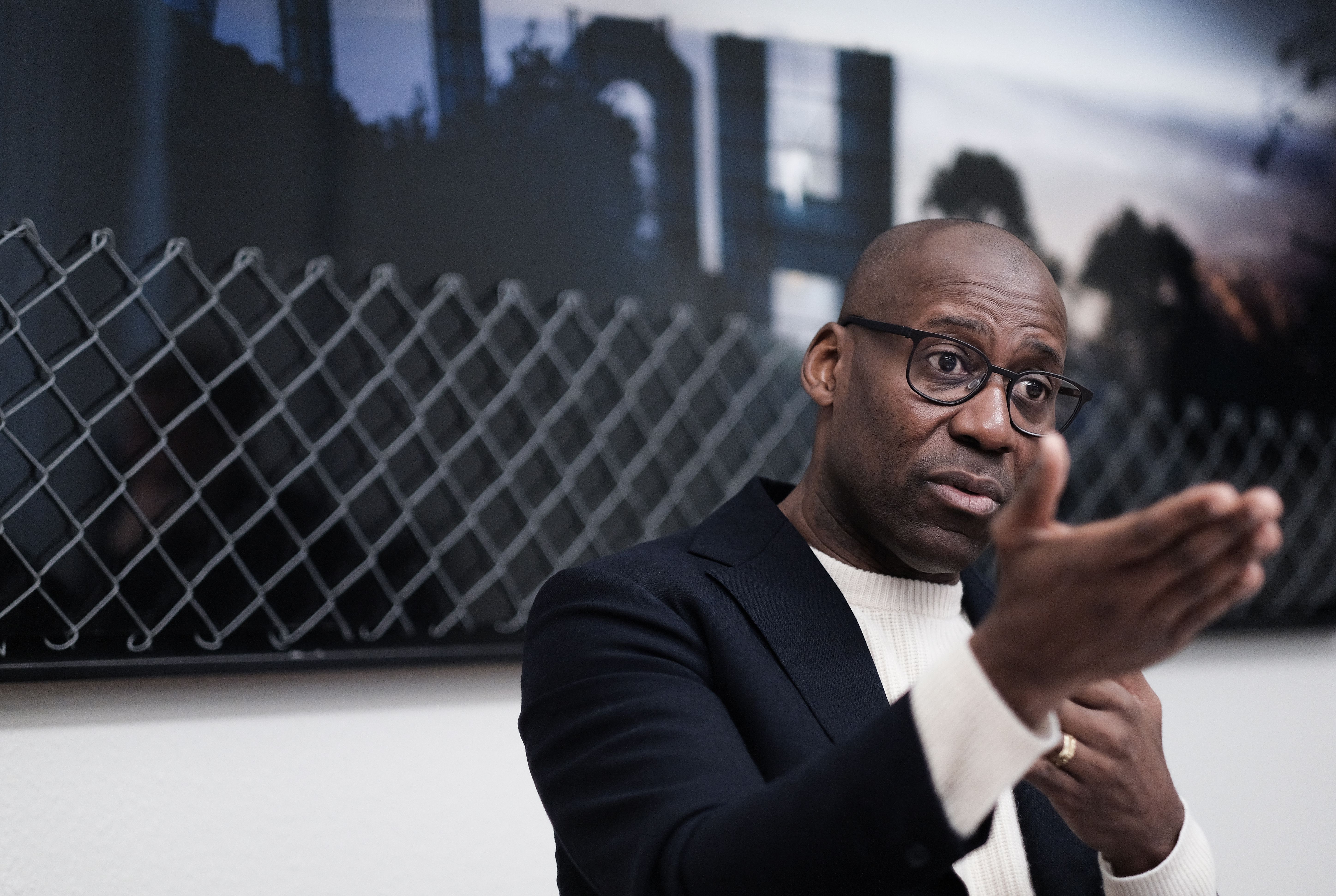 Berlins Kultursenator Joe Chialo spricht von Gratis-Mut und Antisemitismus auf der Berlinale