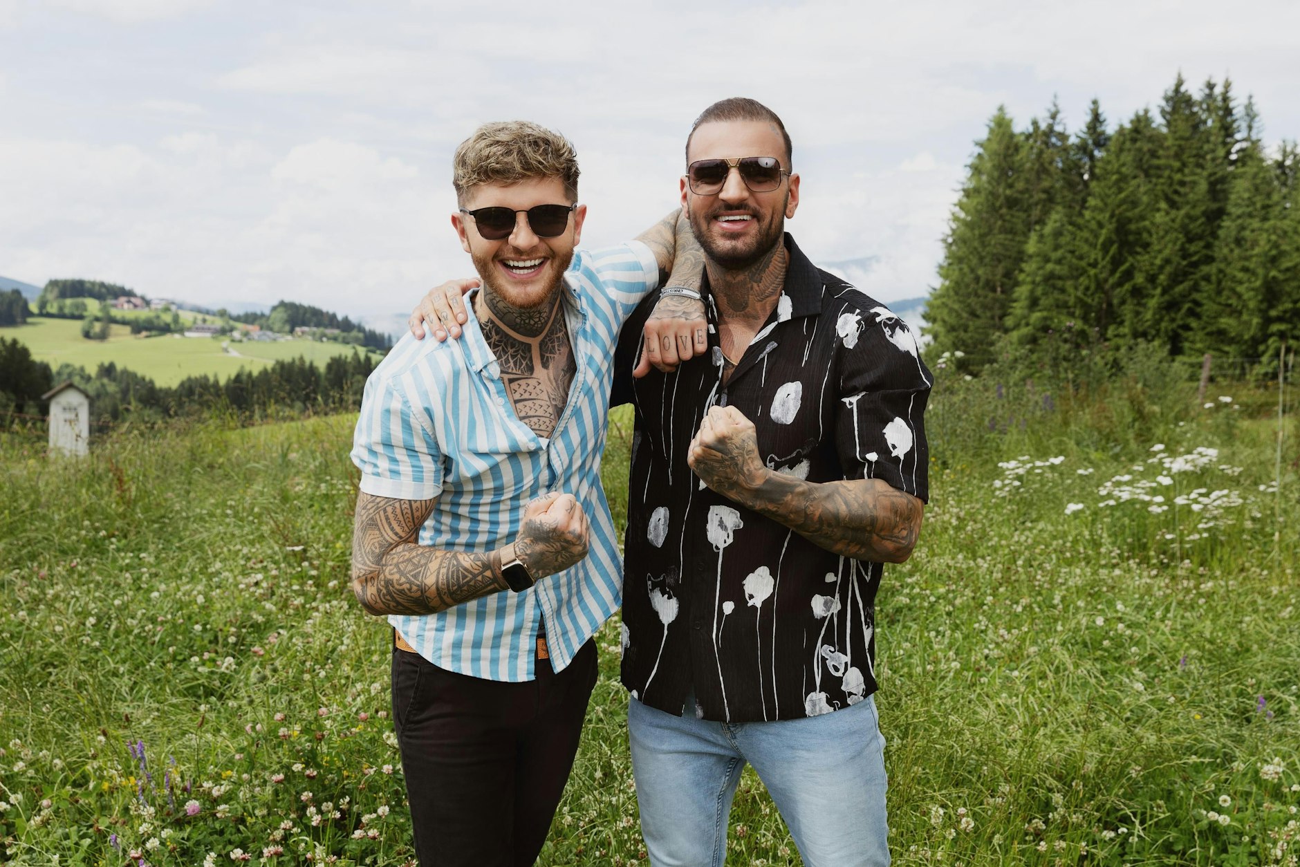 Kevin „Flocke“ Platzer und Diogo Sangre streiten sich öfter mit den anderen Kandidaten von „Forsthaus Rampensau“.