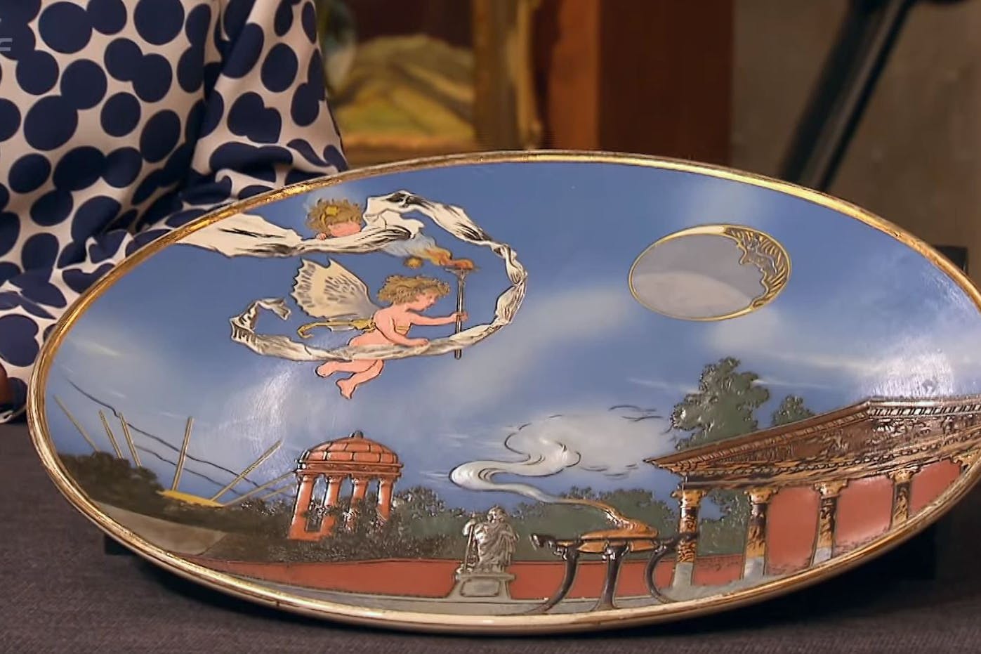 Wandschmuck vom Flohmarkt bei „Bares für Rares“.