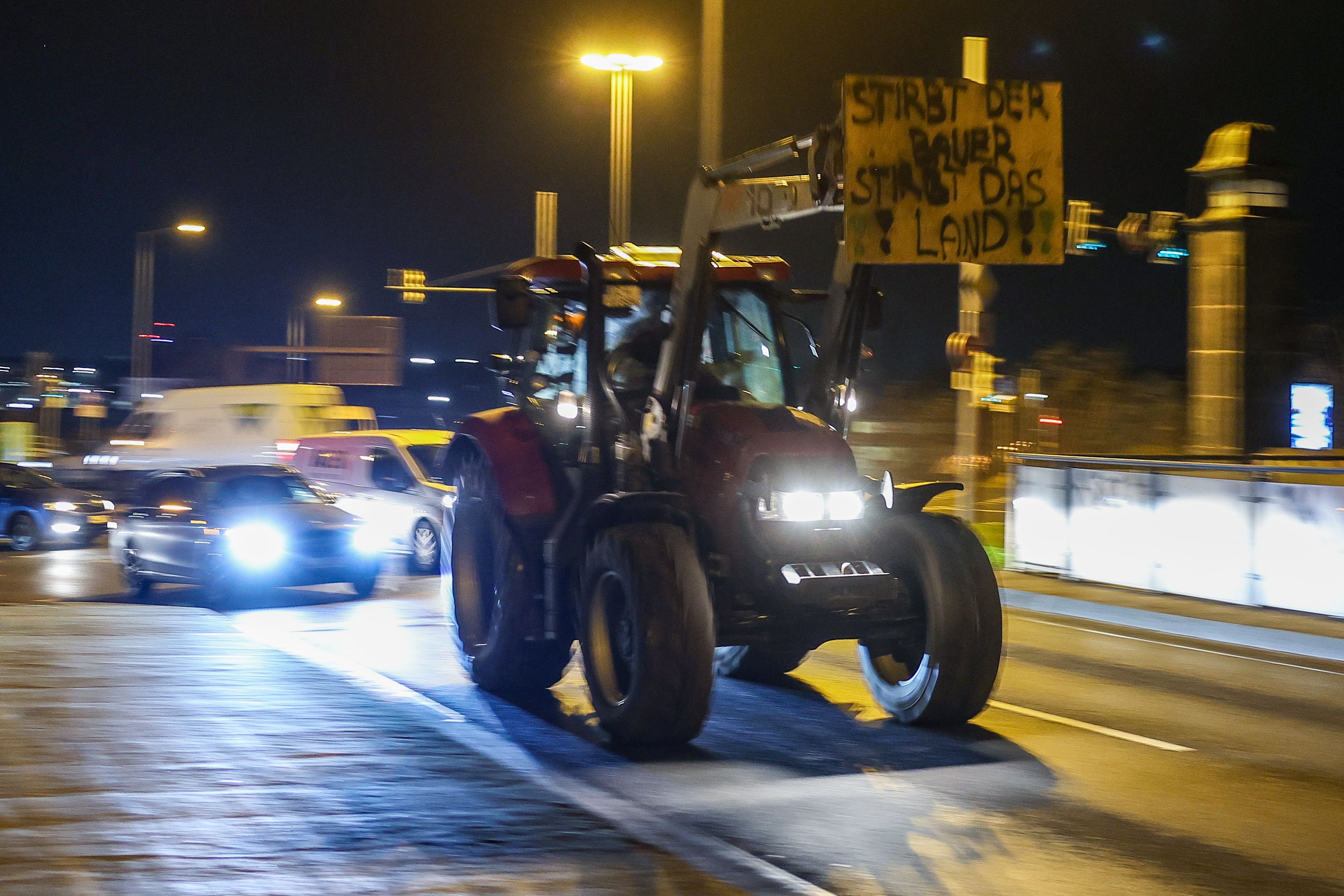 Berliner wütend über Hupkonzerte der Bauern: Donnerstag drohen neue Blockaden