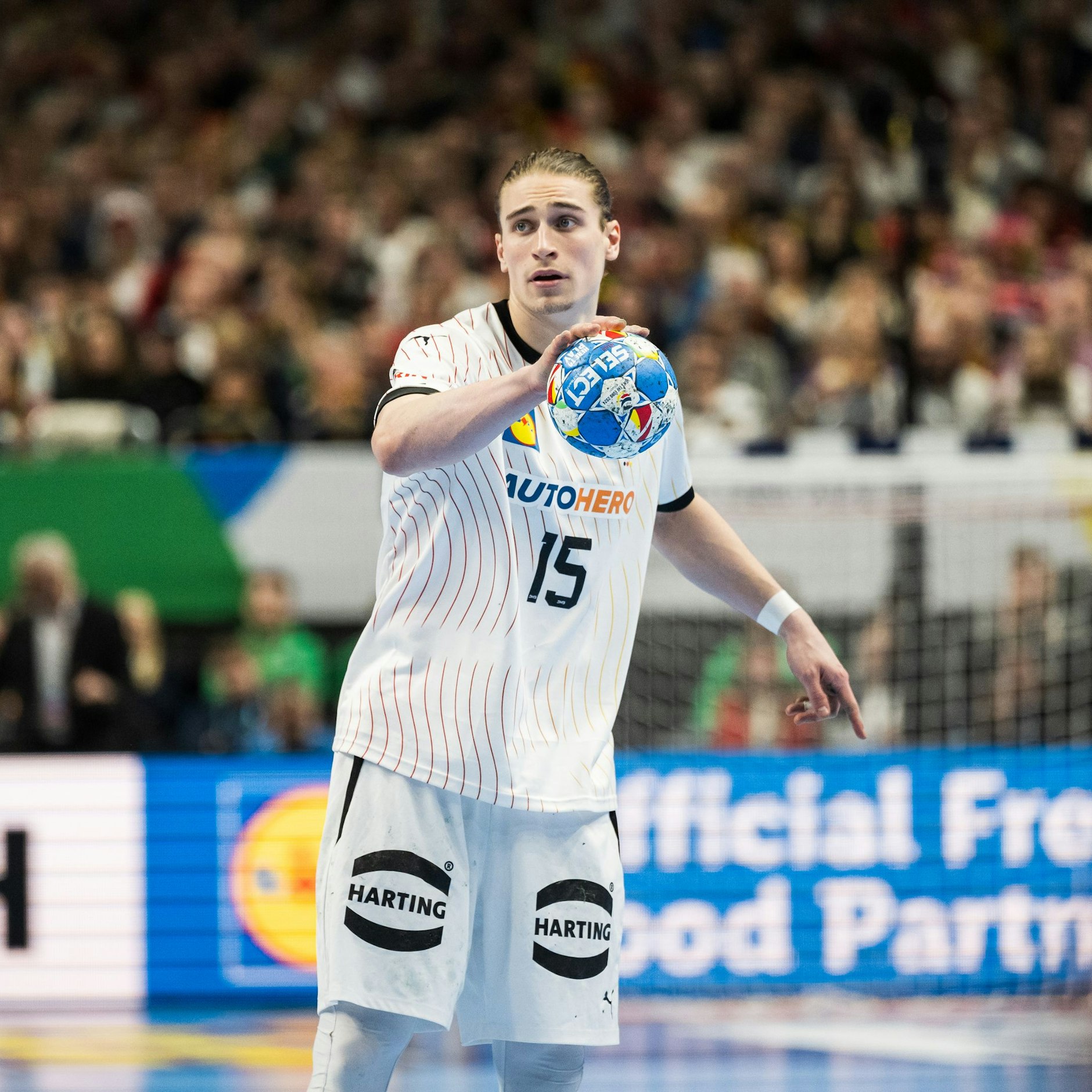 Bester Werfer: Juri Knorr beim Spiel zwischen Frankreich und&nbsp; Deutschland.&nbsp;&nbsp;