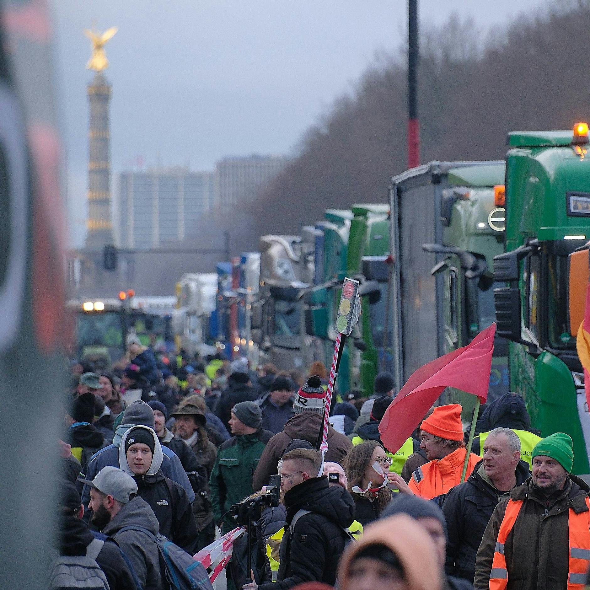 Bauernproteste In Berlin: Russischer Landwirt erklärt, warum er deutsche Bauern unterstützt
