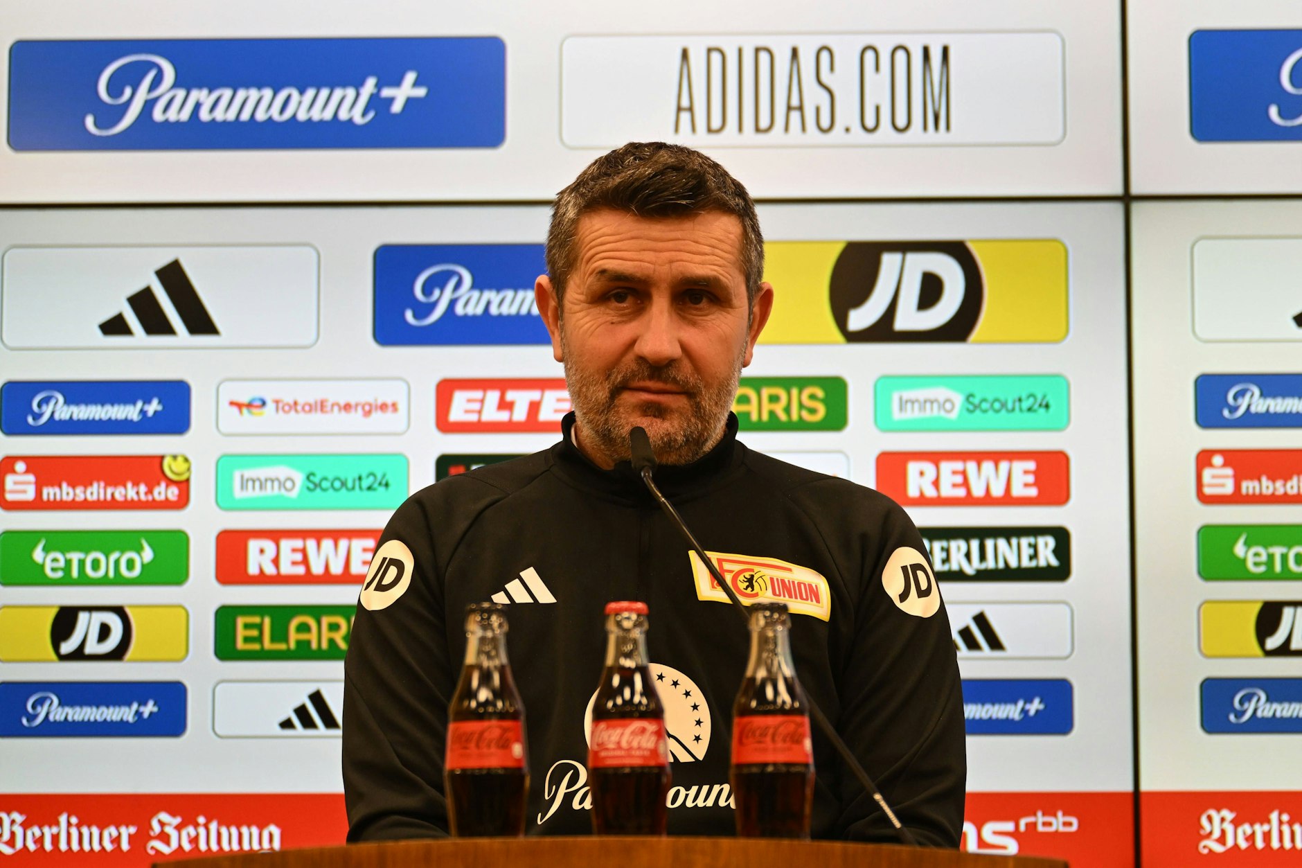 Union-Trainer Nenad Bjelica (52) kommentiere den bevorstehenden Wechsel von Sheraldo Becker (28) nüchtern.