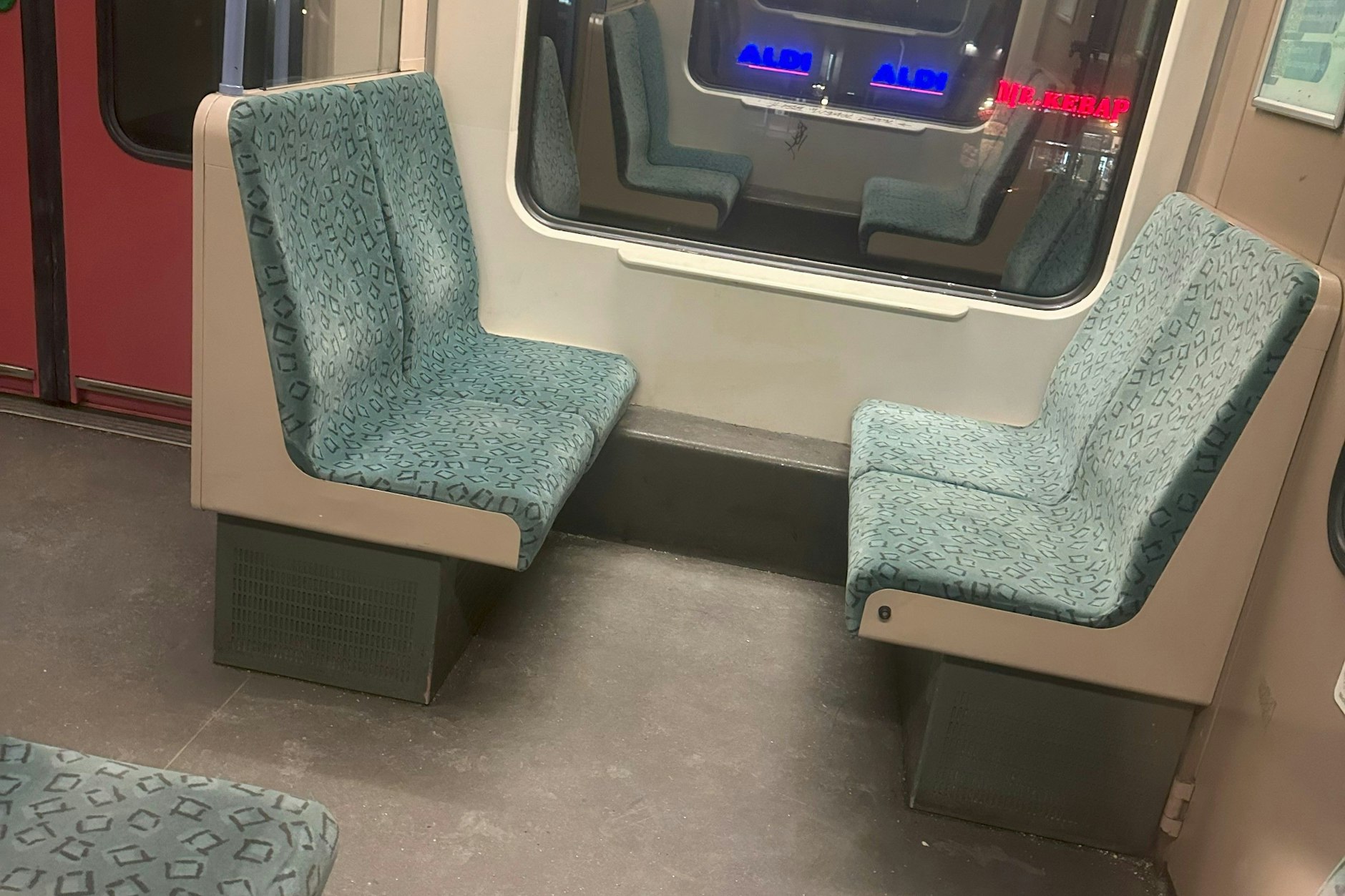 Auf diesen Sitzen tummelten sich am Abend des 17. Januar Insekten.