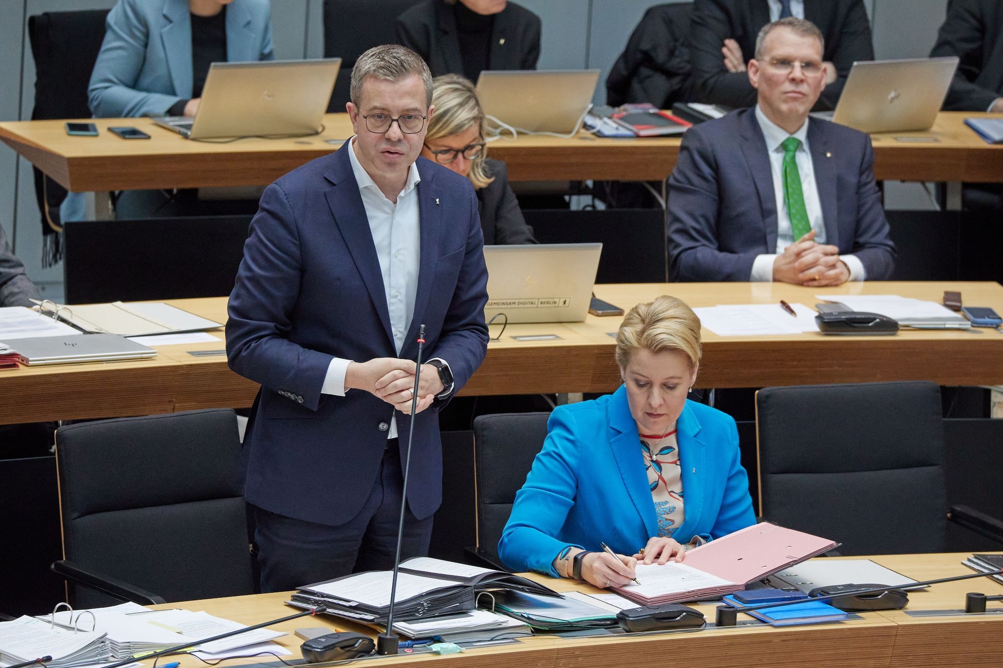 Grundsteuer: Berlins Finanzsenator Stefan Evers will den Hebesatz absenken