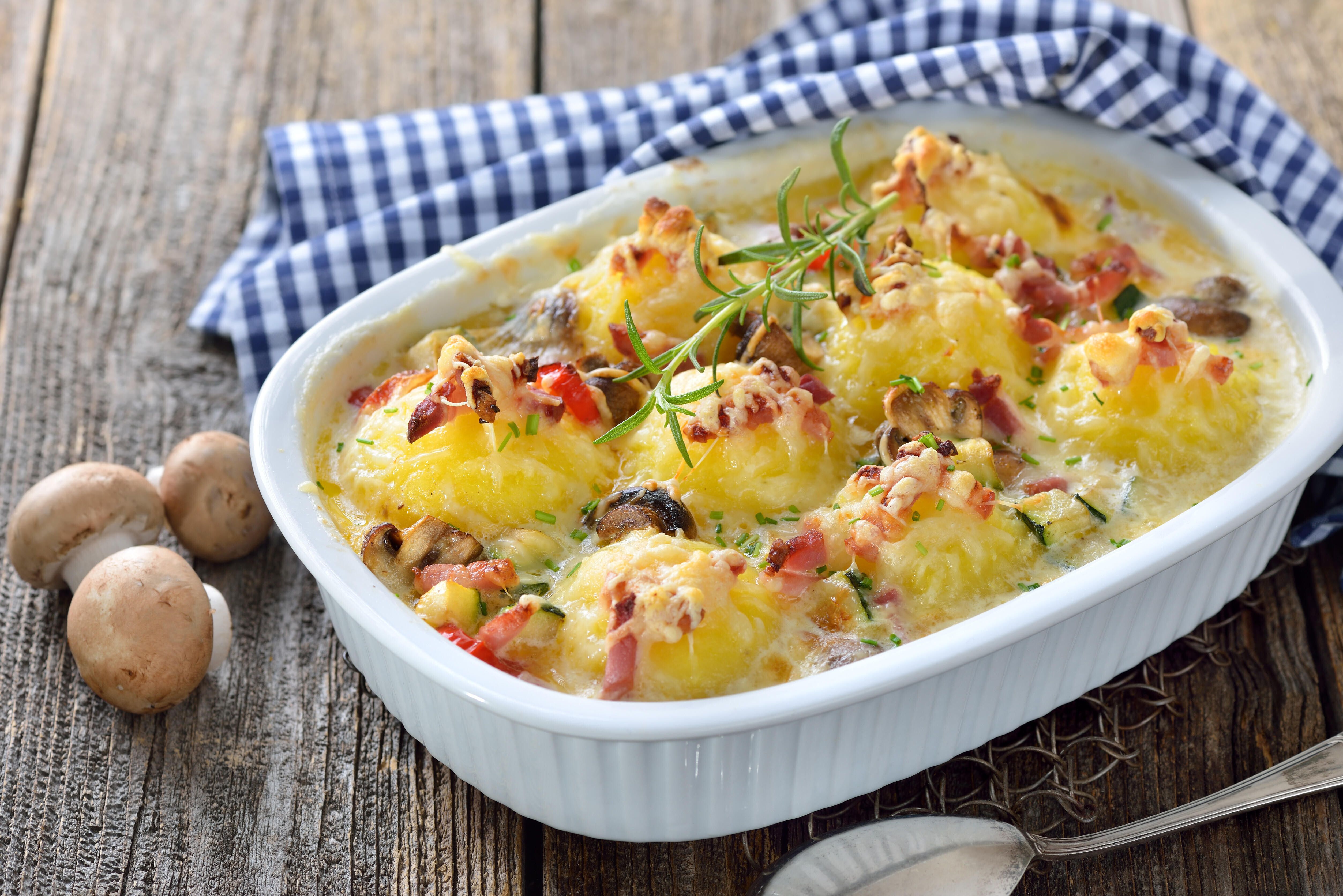 Lecker-Rezept für Knödel-Auflauf: So haben Sie Klöße noch nie gegessen
