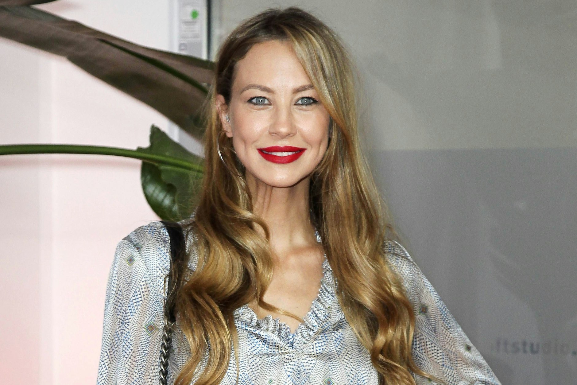 Alessandra Meyer-Wölden hat eine klare Meinung zum Thema späte Vaterfreuden.