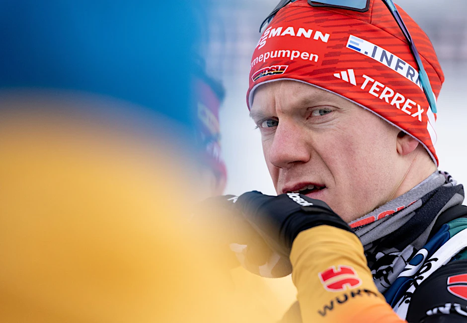 ARCHIV - Auftaktsieger Roman Rees hofft in den Biathlon-Einzelrennen beim Heim-Weltcup in Ruhpolding wieder auf Top-Ten-Platzierungen.  