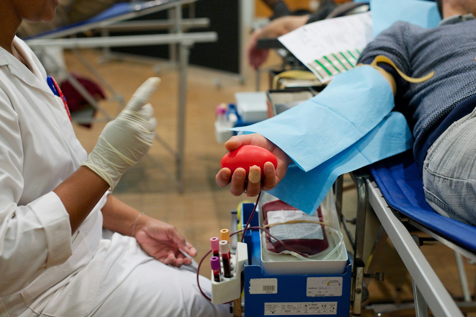 Blutspenden in Berlin Bei Blutgruppen A negativ und 0 positiv ist die Lage bedrohlich