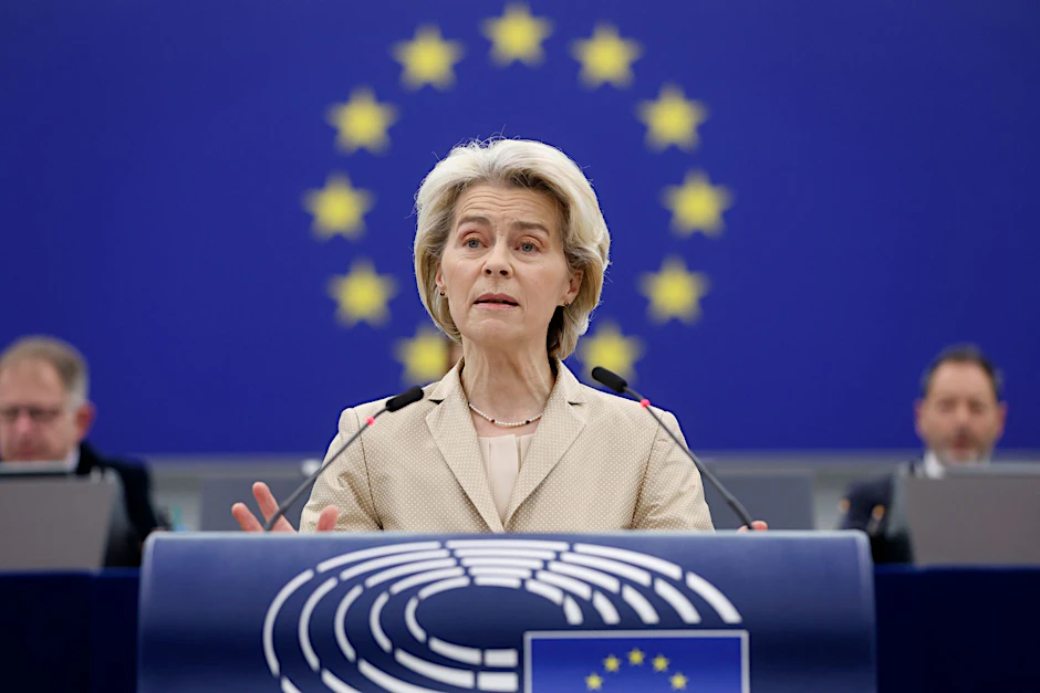 EU-Abgeordnete haben die Freigabe von Geldern parteiübergreifend kritisiert und Kommissionspräsidentin Ursula von der Leyen vorgeworfen, sich von Ungarn erpressen zu lassen.  