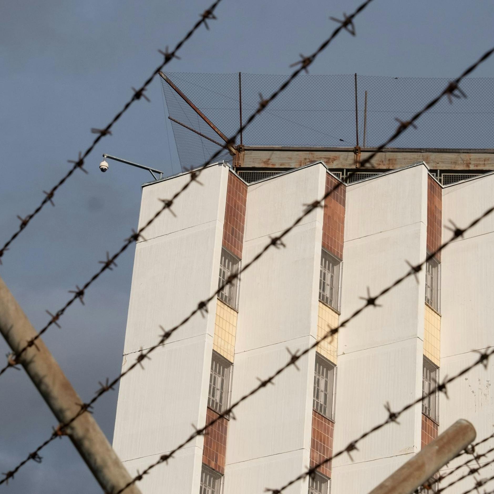 Image - Pornos beschafft und Siegel gefälscht: Häftling angeklagt