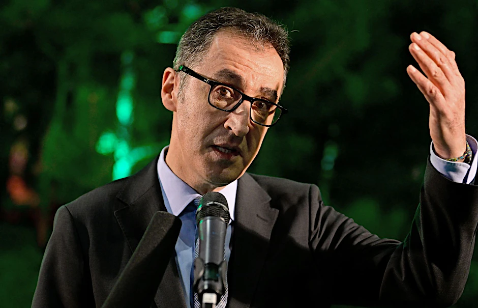 Bundesagrarminister Cem Özdemir hat zum Start der Grünen Woche für Wertschätzung für die Landwirtschaft geworben.  