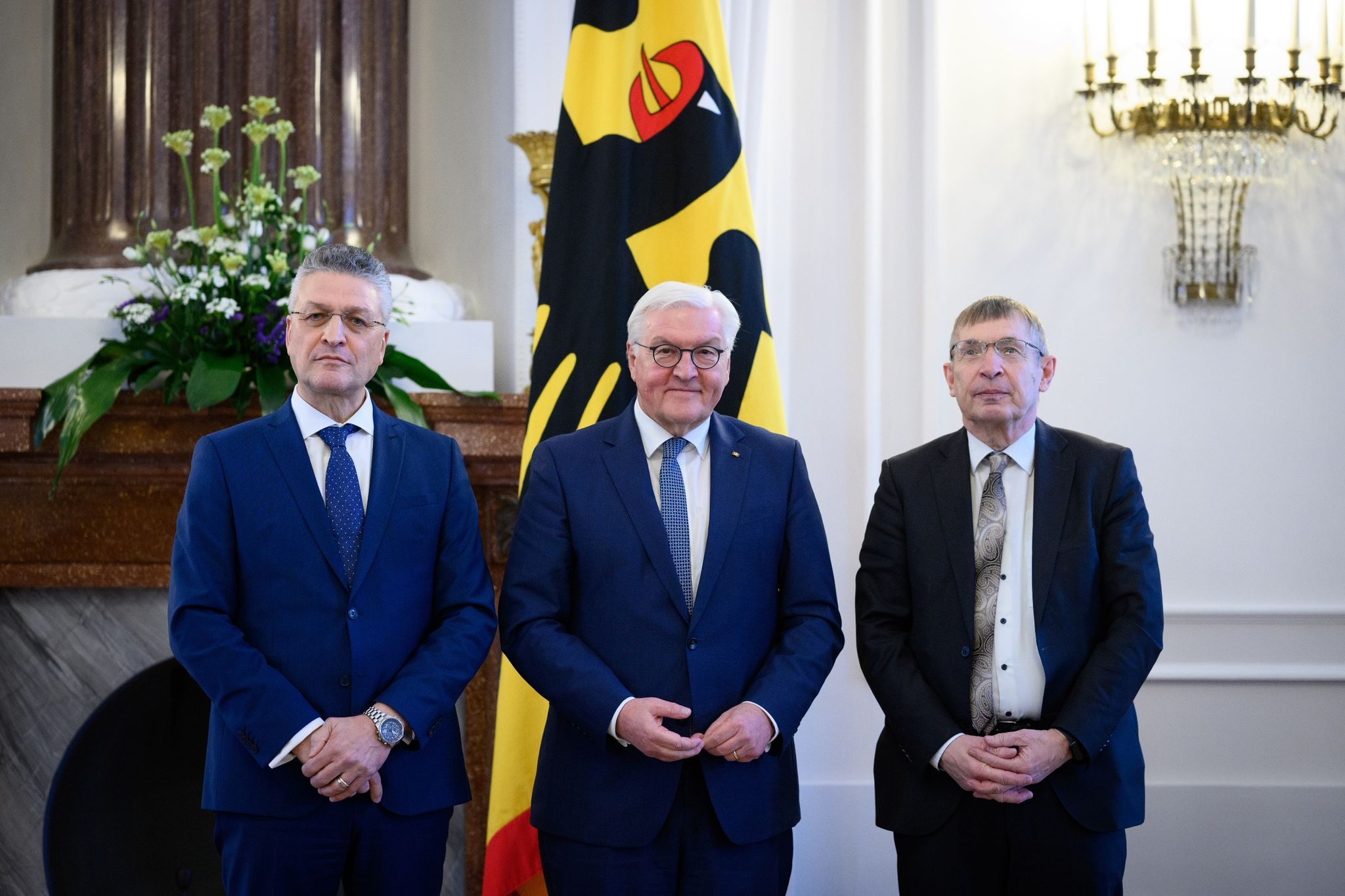 Image - Wieler und Cichutek mit dem Bundesverdienstkreuz geehrt