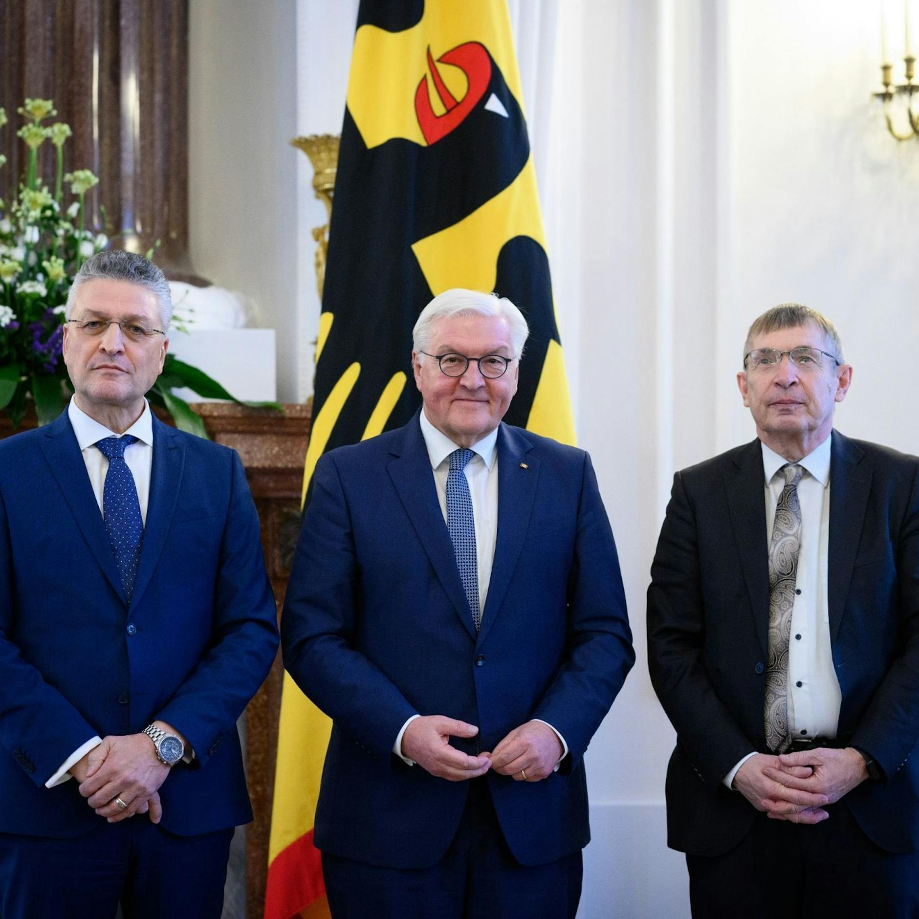 Image - Wieler und Cichutek mit dem Bundesverdienstkreuz geehrt