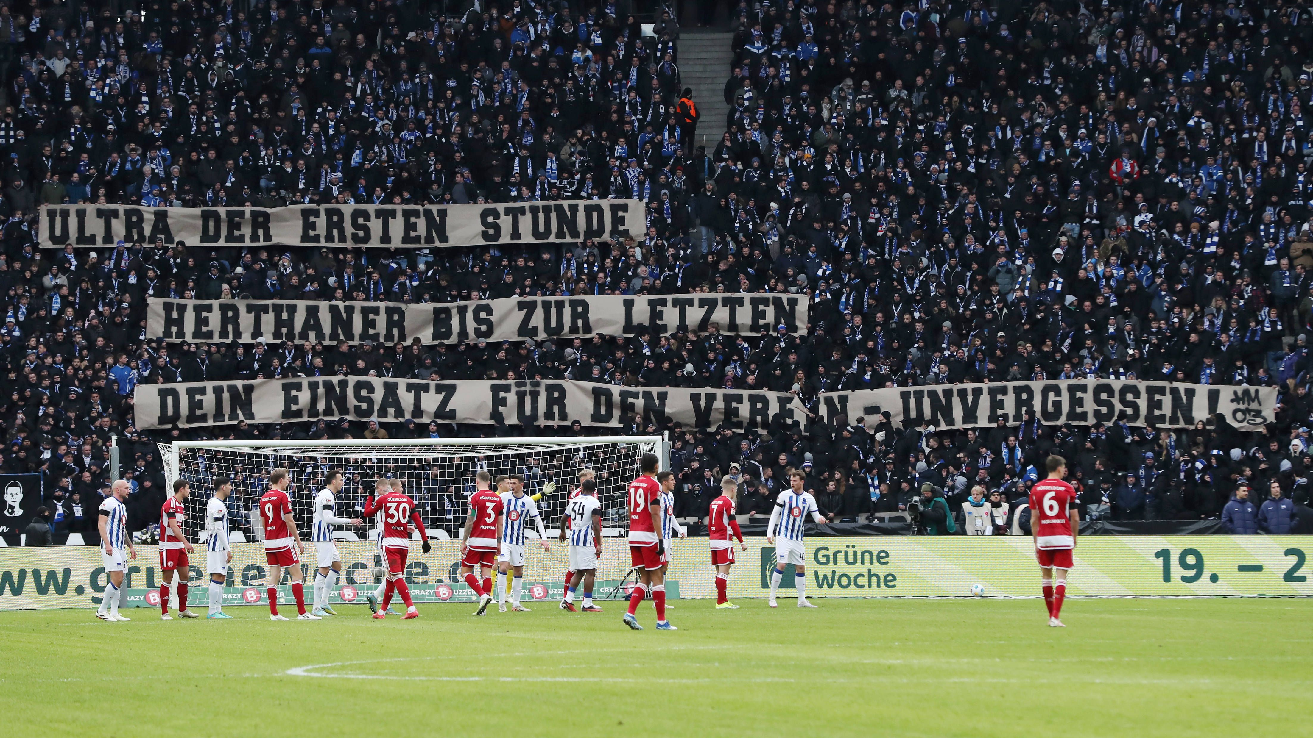 Hertha BSC Gedenkt Boss Bernstein Leise: Tränen, Trauer, Tore Fast Egal