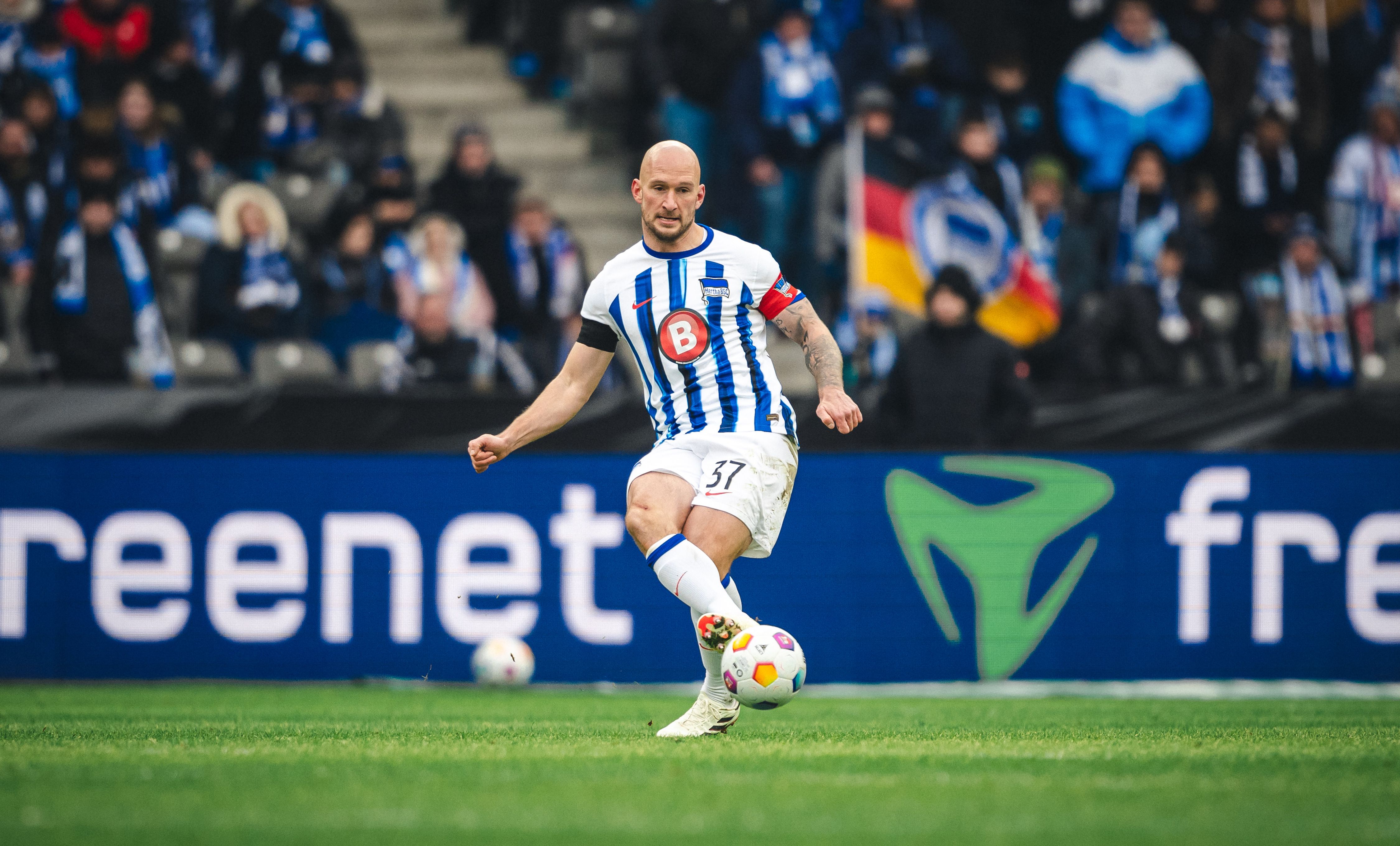 Hertha-Kapitän Toni Leistner: So ging es uns Spielern beim Anpfiff