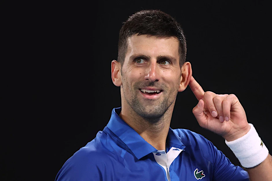 Verwandelte gegen den Argentinier Tomas Martin Etcheverry nach 2:28 Stunden seinen ersten Matchball: Novak Djokovic.  