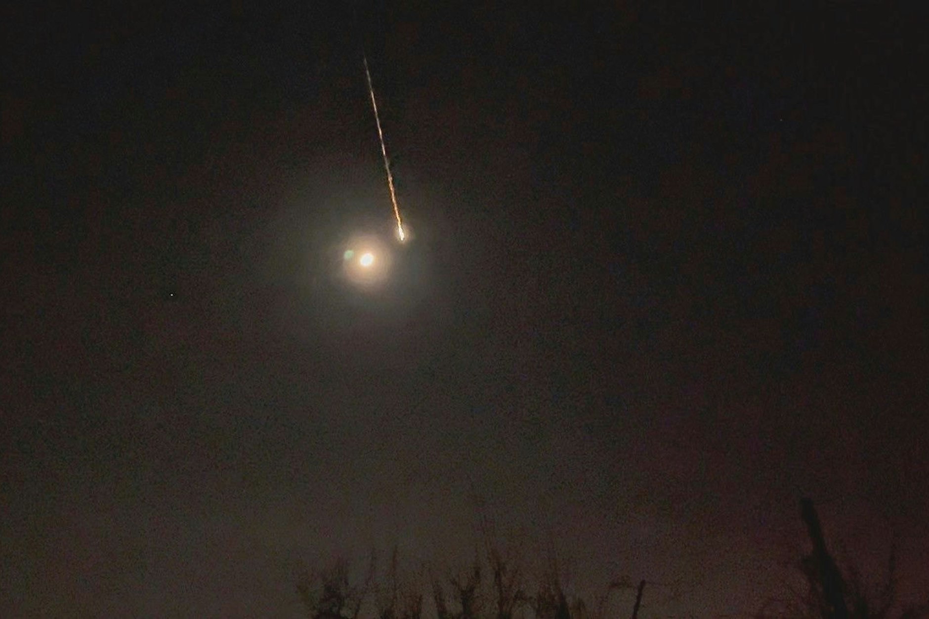 Ein Asteroid trat im Januar bei Berlin in die Erdatmosphäre ein und verglühte teilweise.