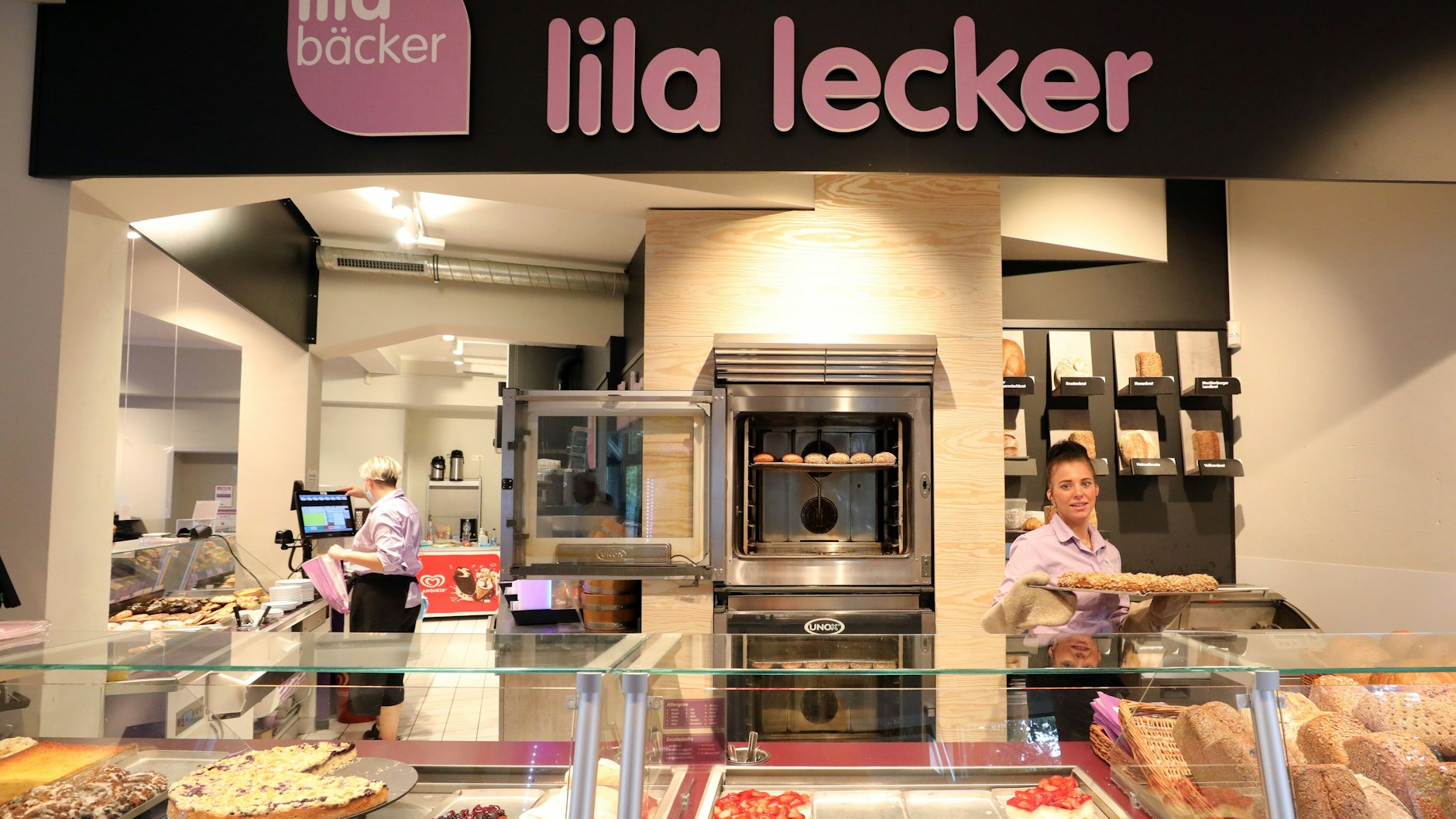 So sah es in den Filialen beim Lila Bäcker aus. Am Freitag werden die letzten Brote und Brötchen gebacken.